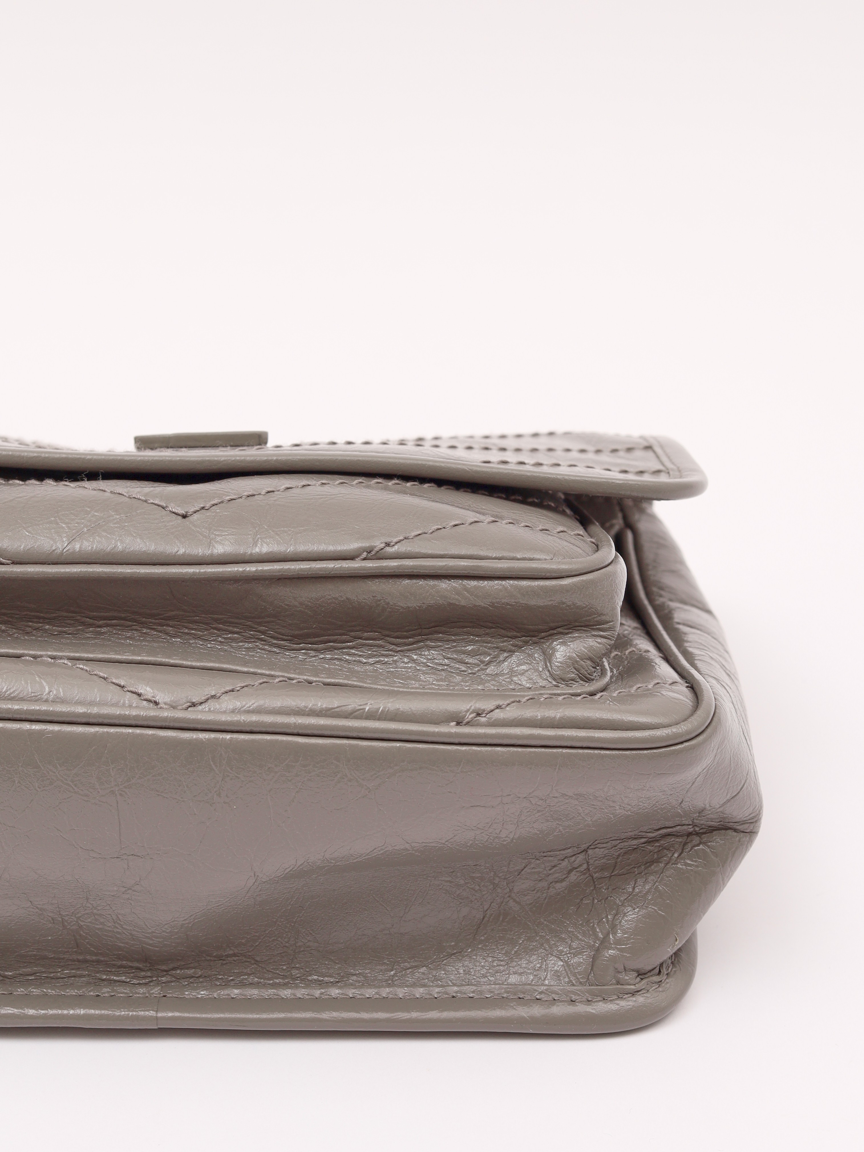 Saint Laurent Niki 7