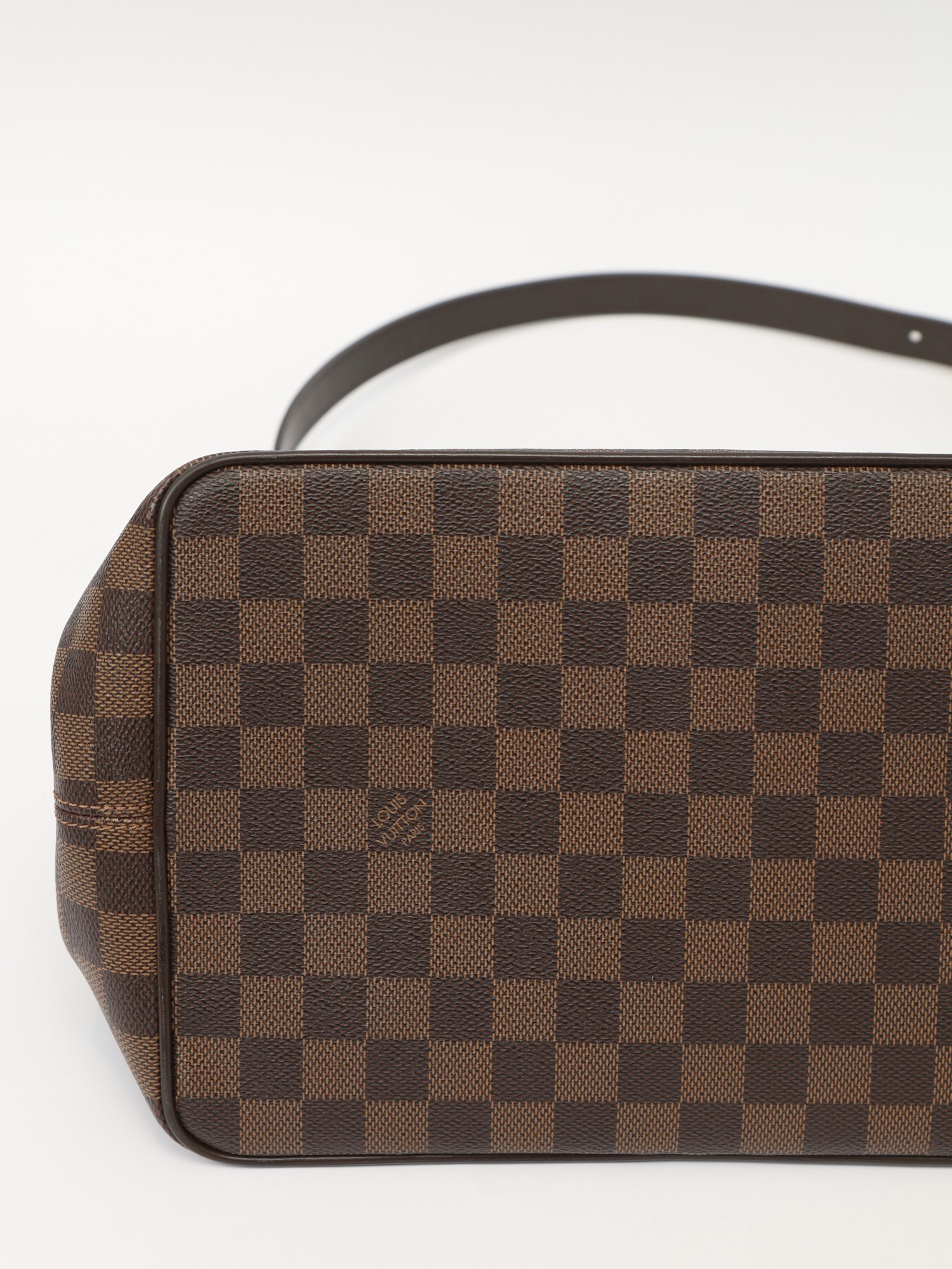 Louis Vuitton Bergamo 9