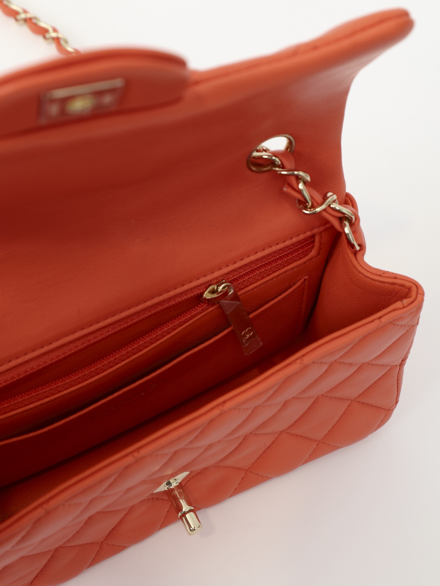 Chanel Timeless Classic 8