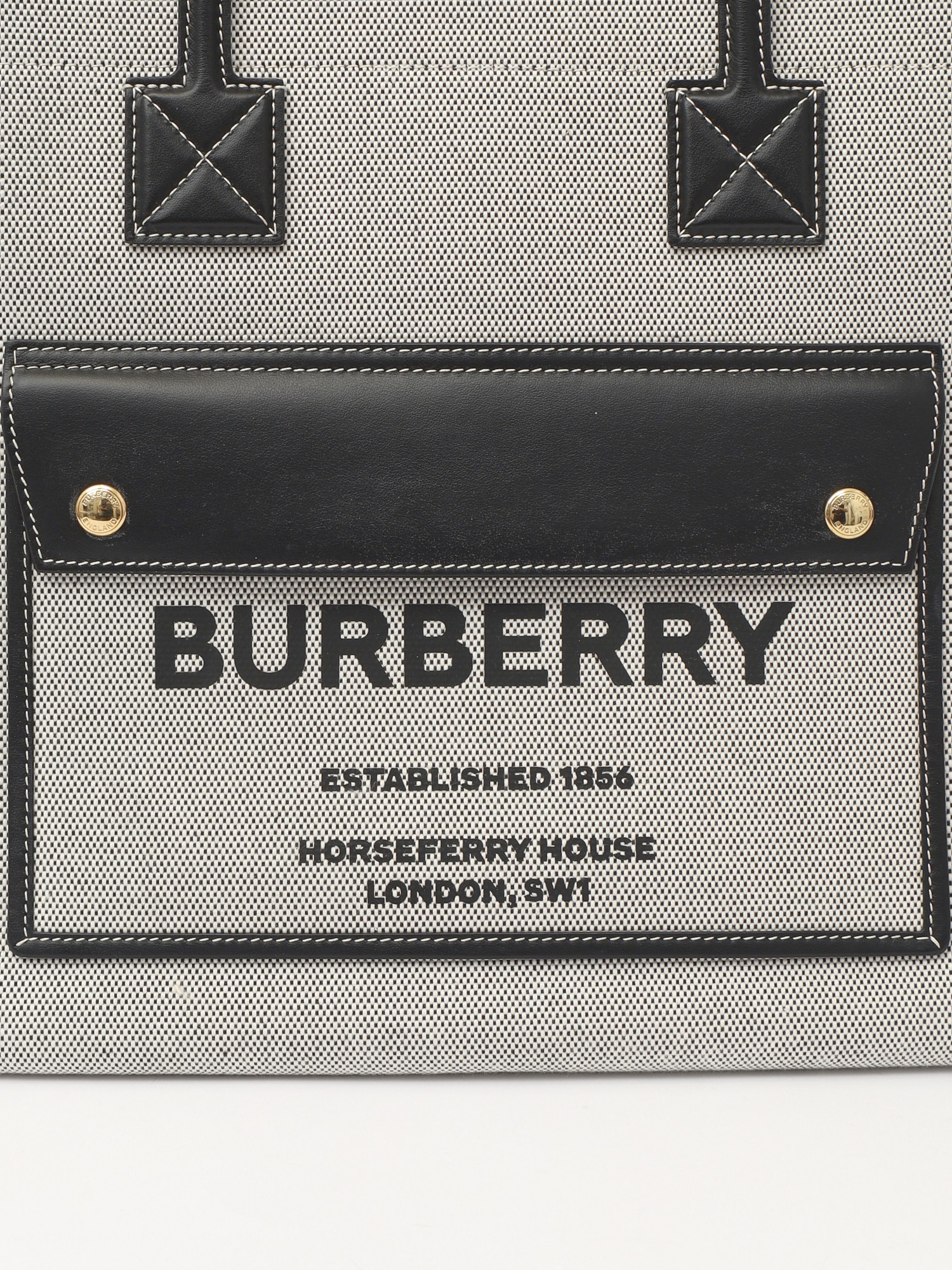 Burberry Freya 4