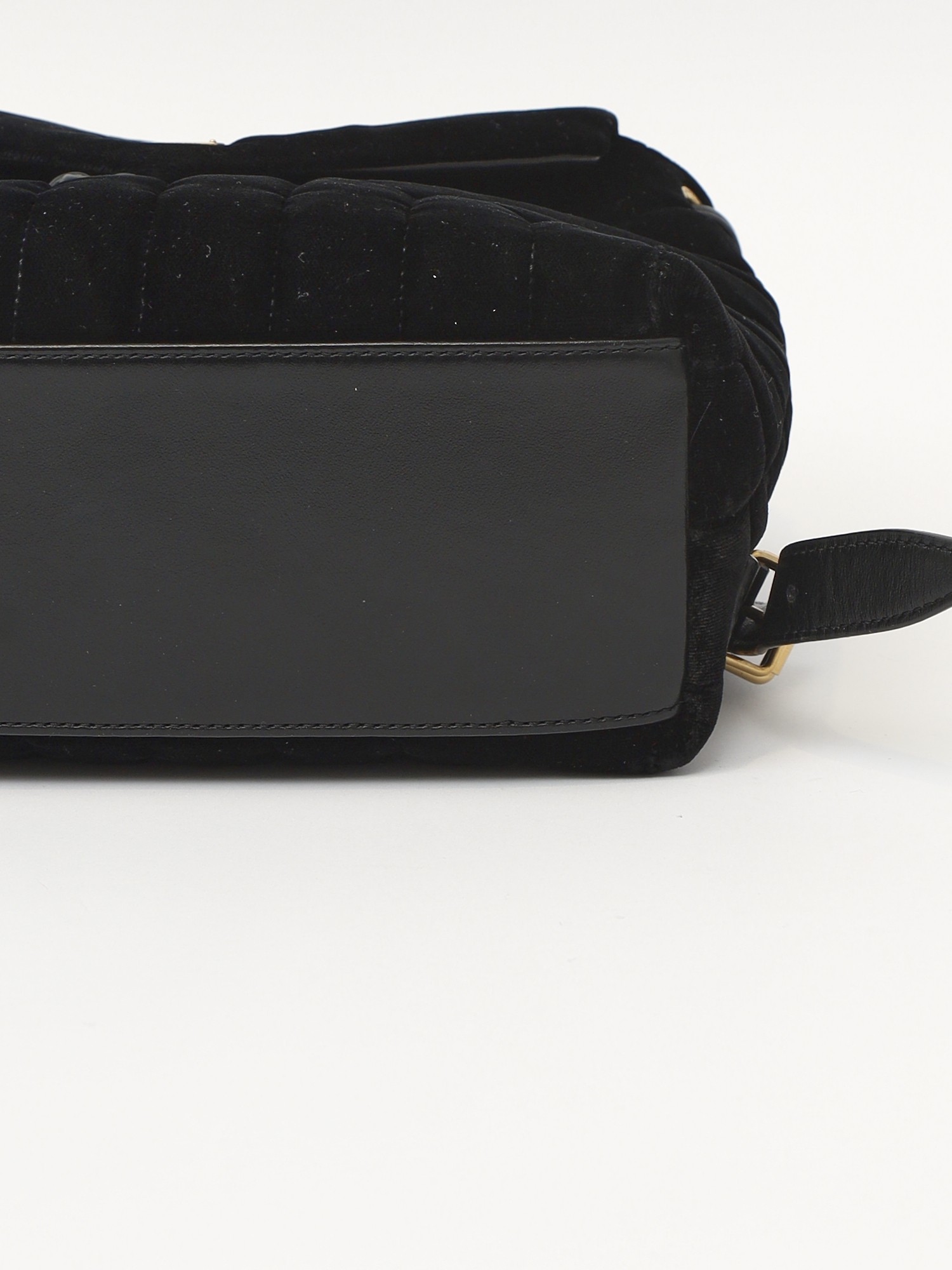 Saint Laurent Loulou 8