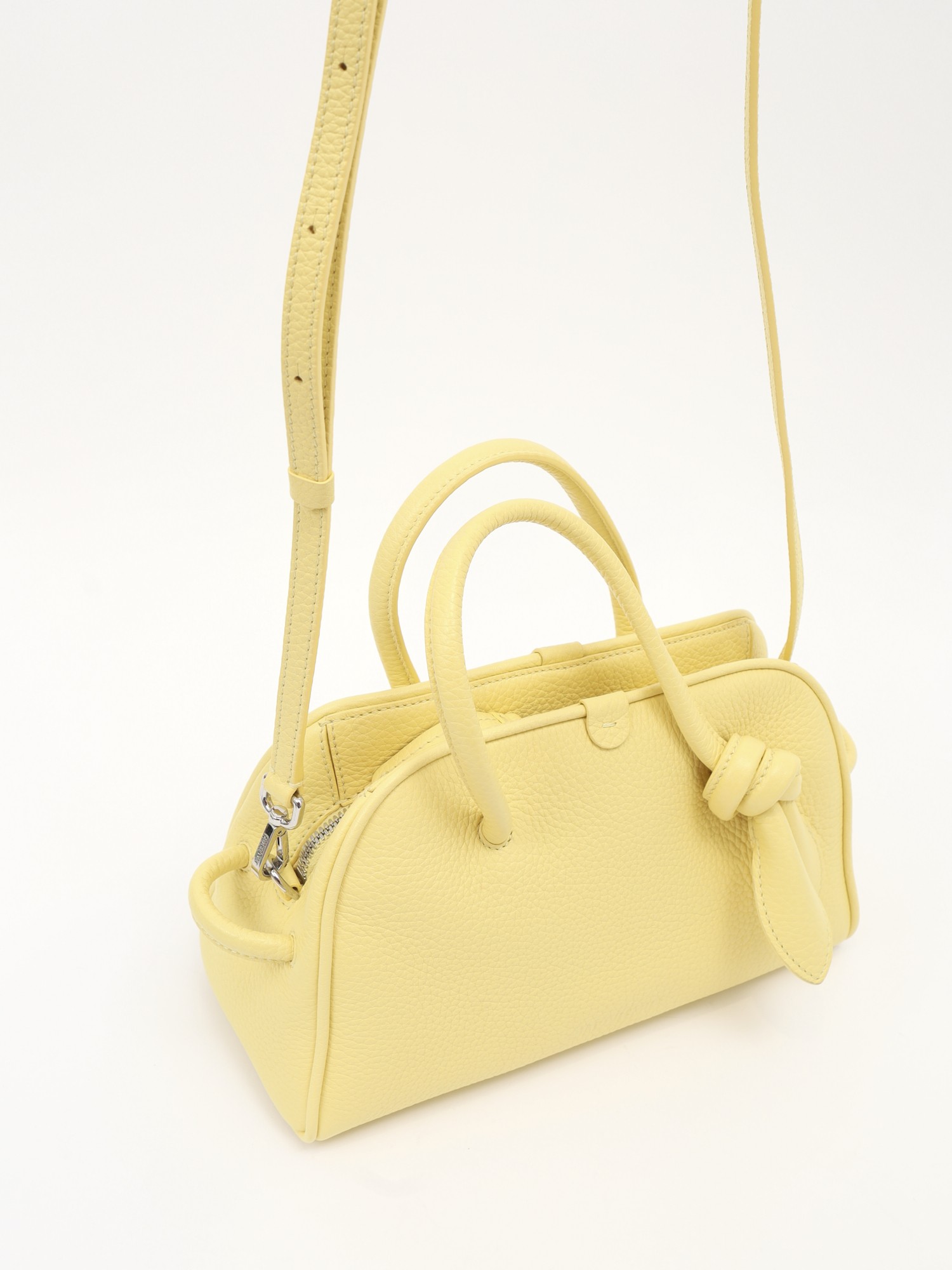 Jacquemus Le Turismo 4