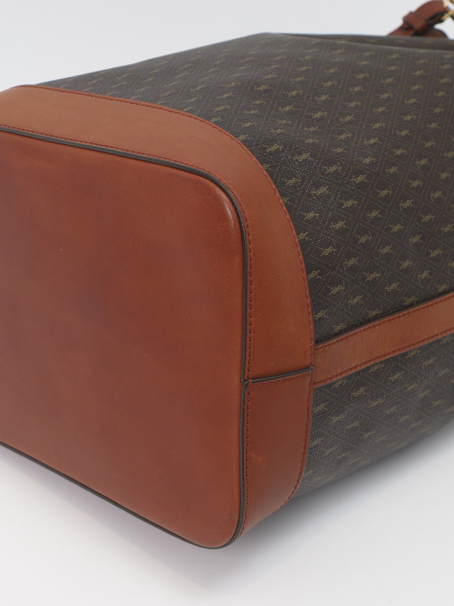 Saint Laurent Le Monogramme 7