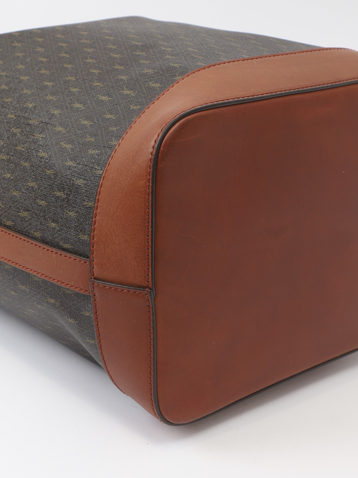 Saint Laurent Le Monogramme 6