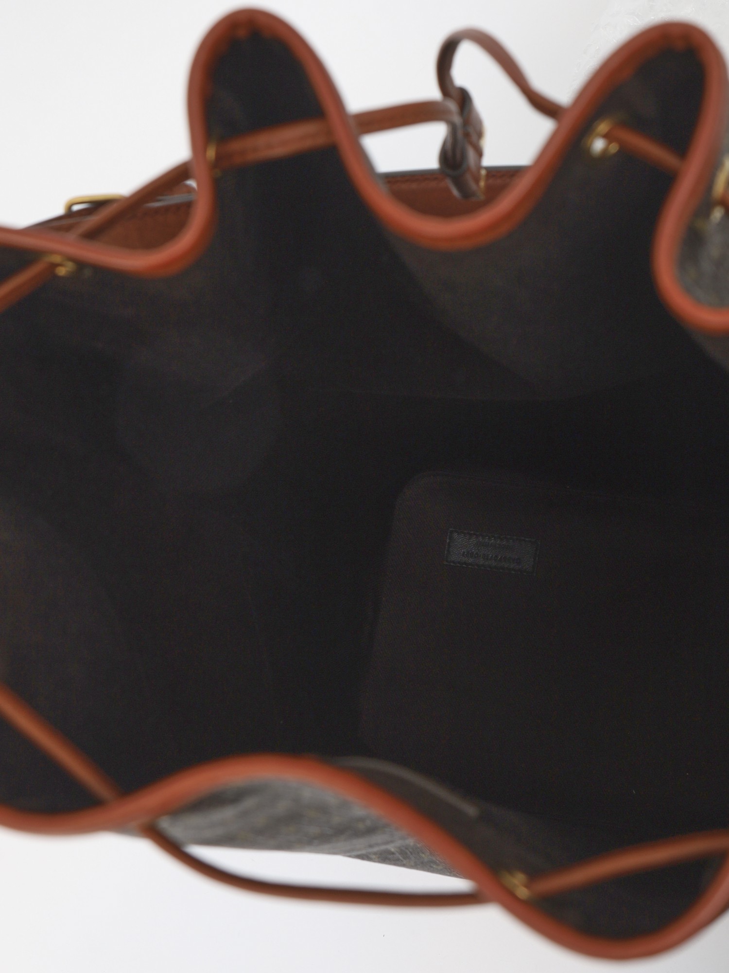 Saint Laurent Le Monogramme 8