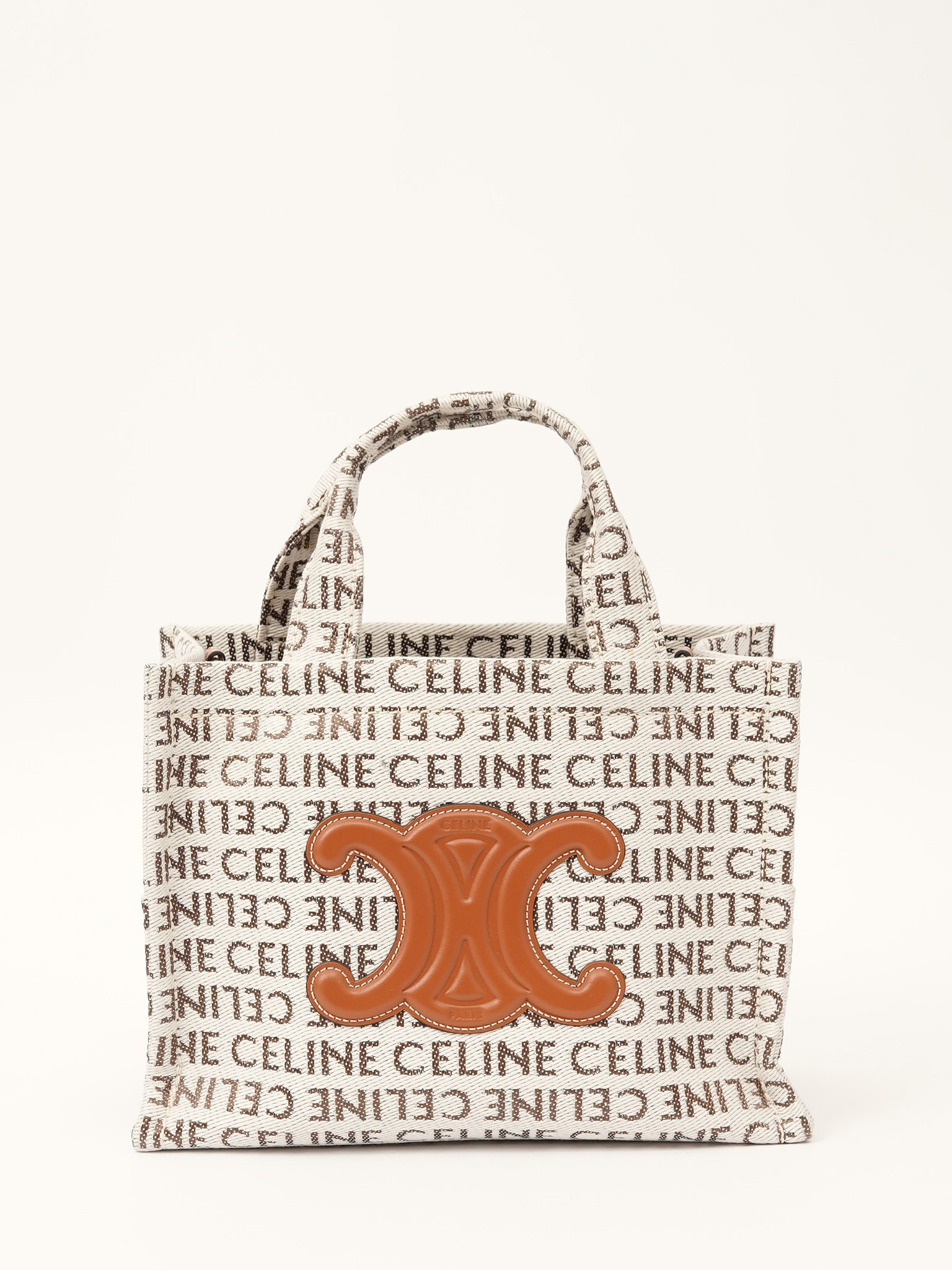 Celine Thais 0