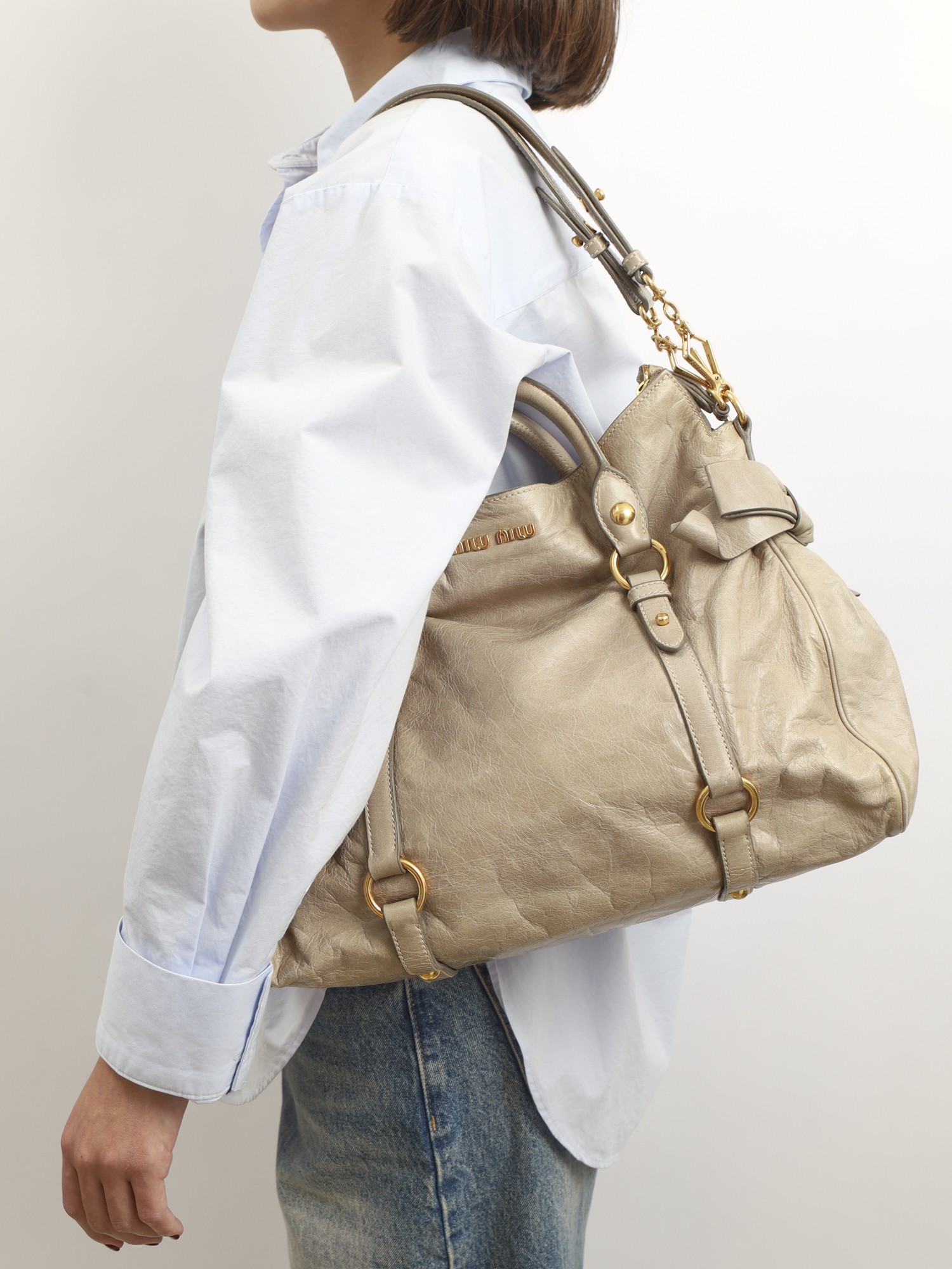 Miu Miu Bow  2