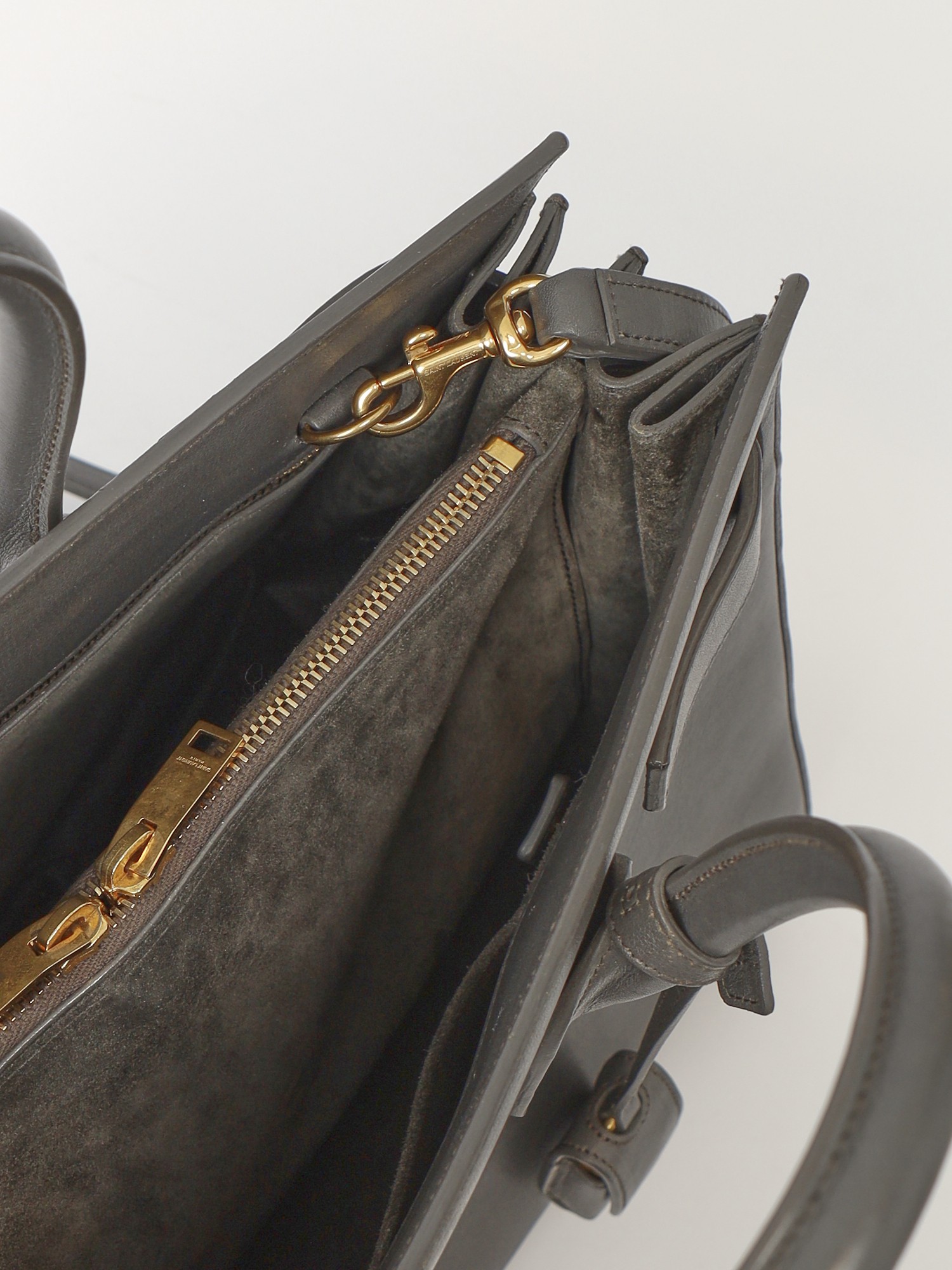 Saint Laurent Sac De Jour 10