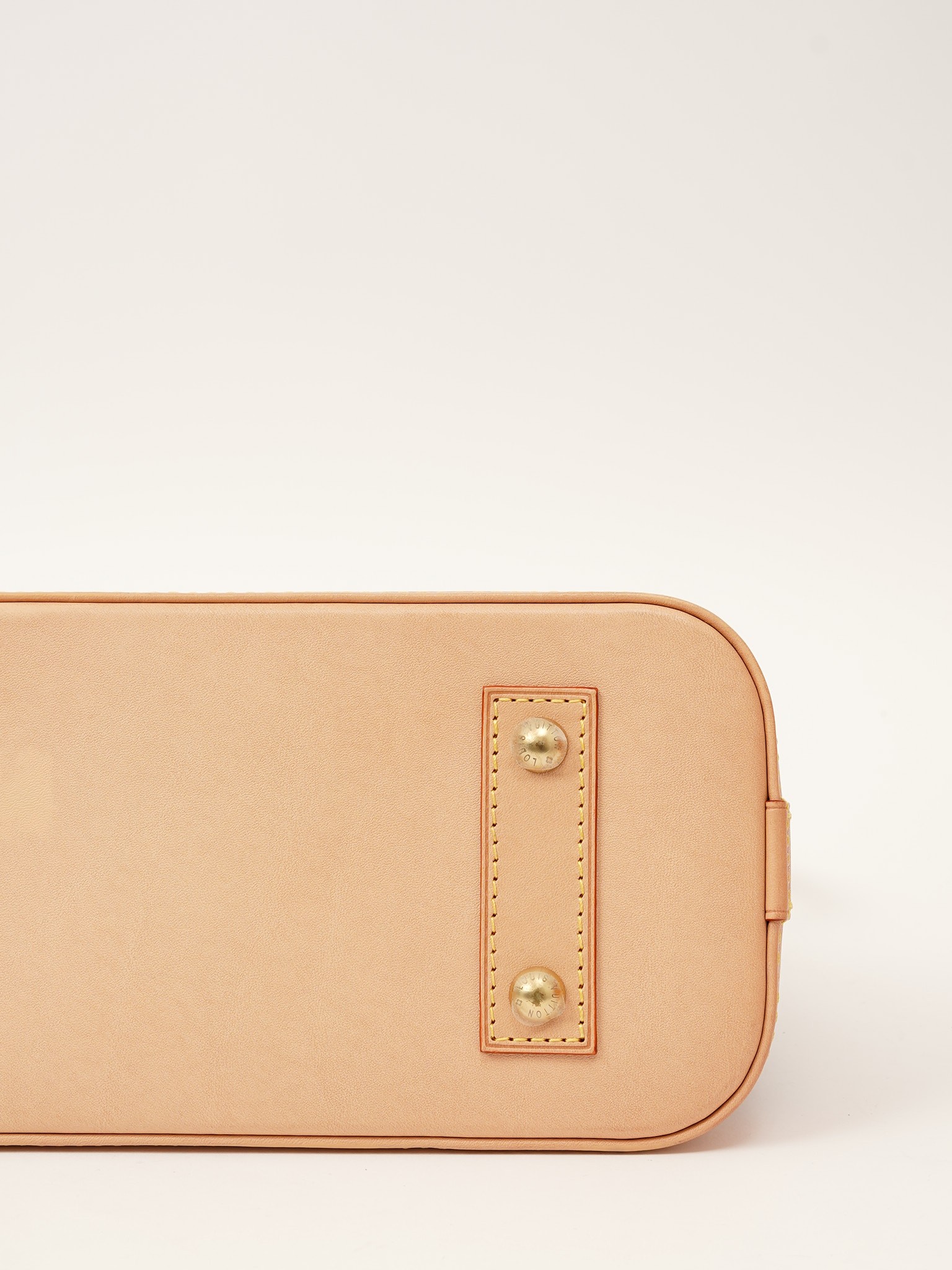 Louis Vuitton Alma 9