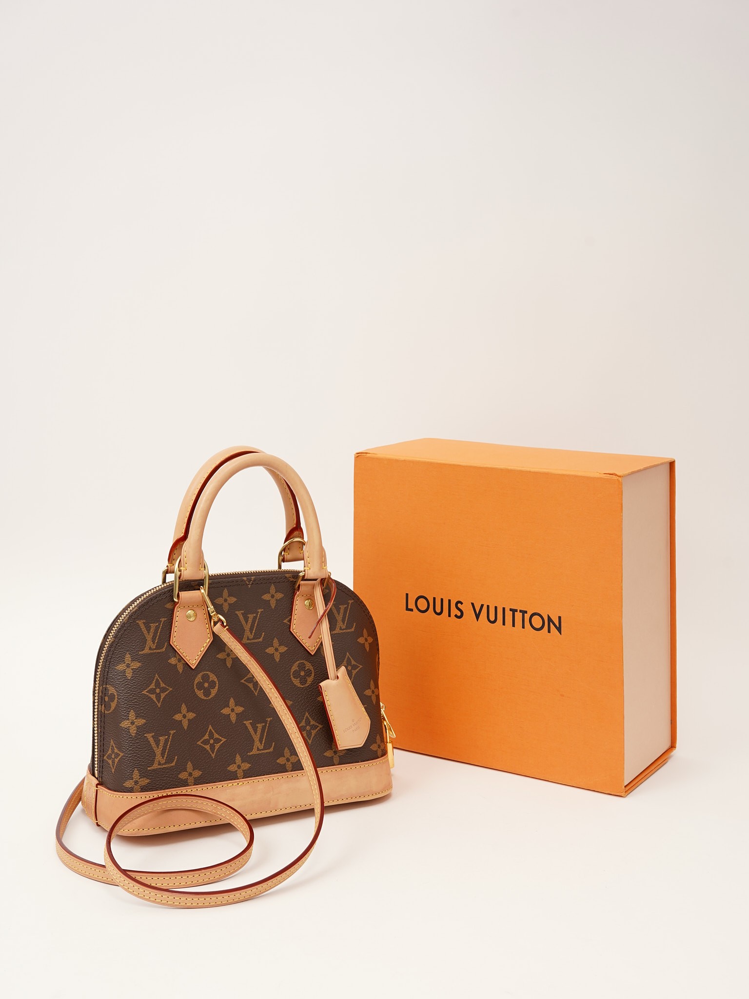 Louis Vuitton Alma 4