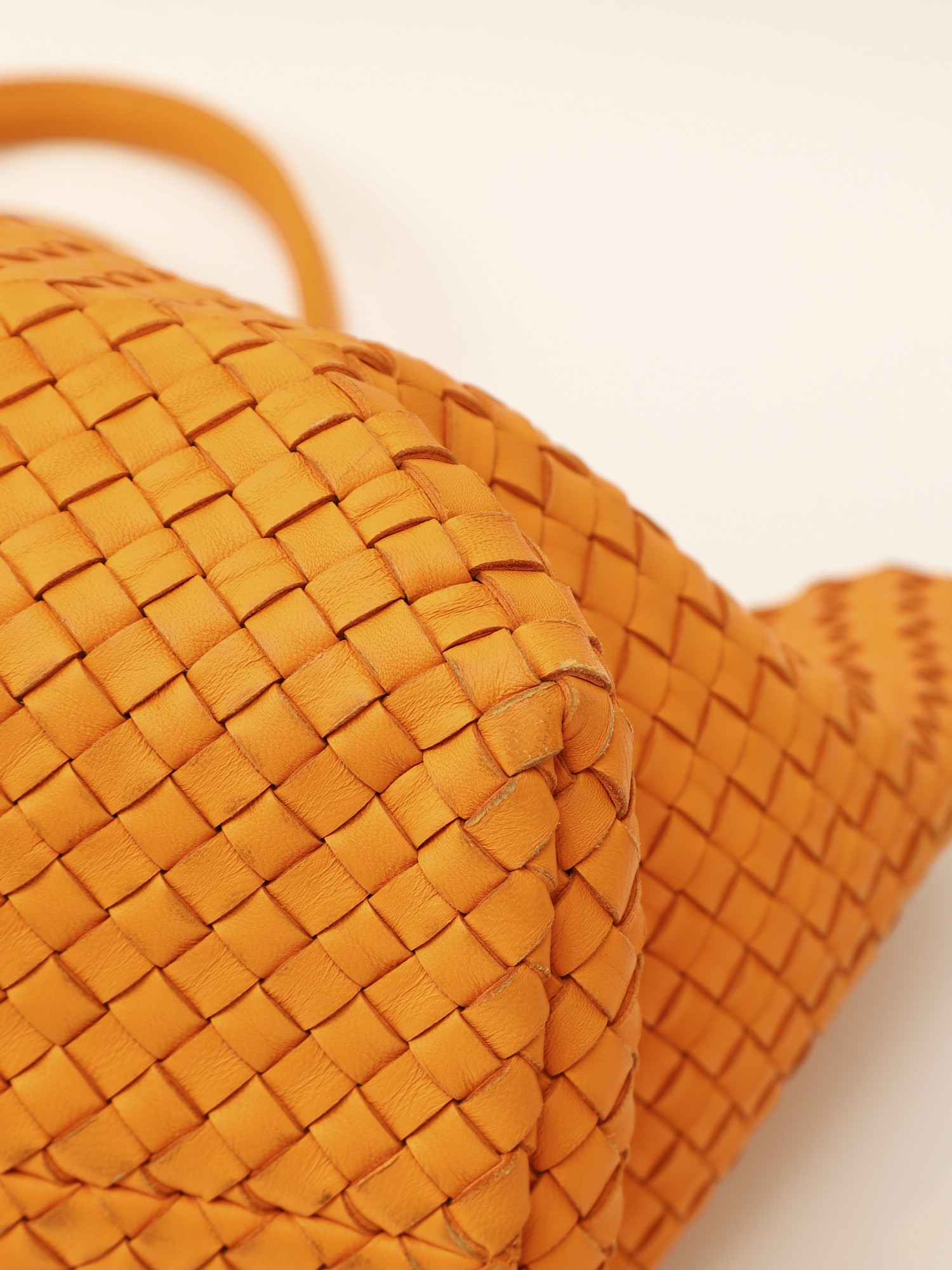 Bottega Veneta Cabat 9