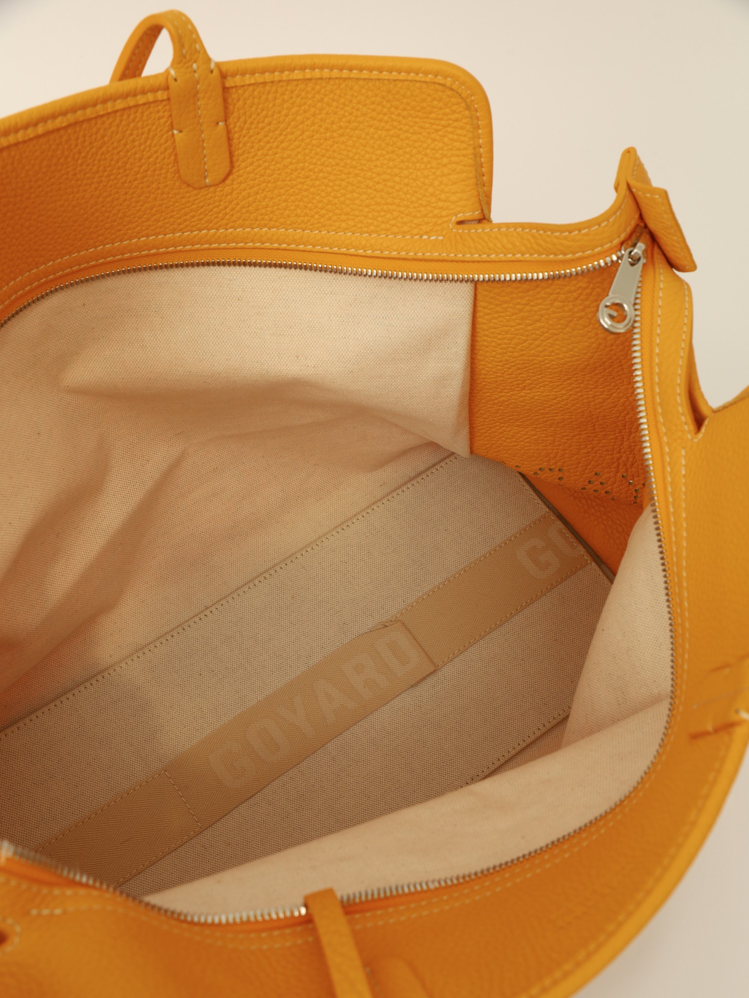 Goyard Saint-Louis  10