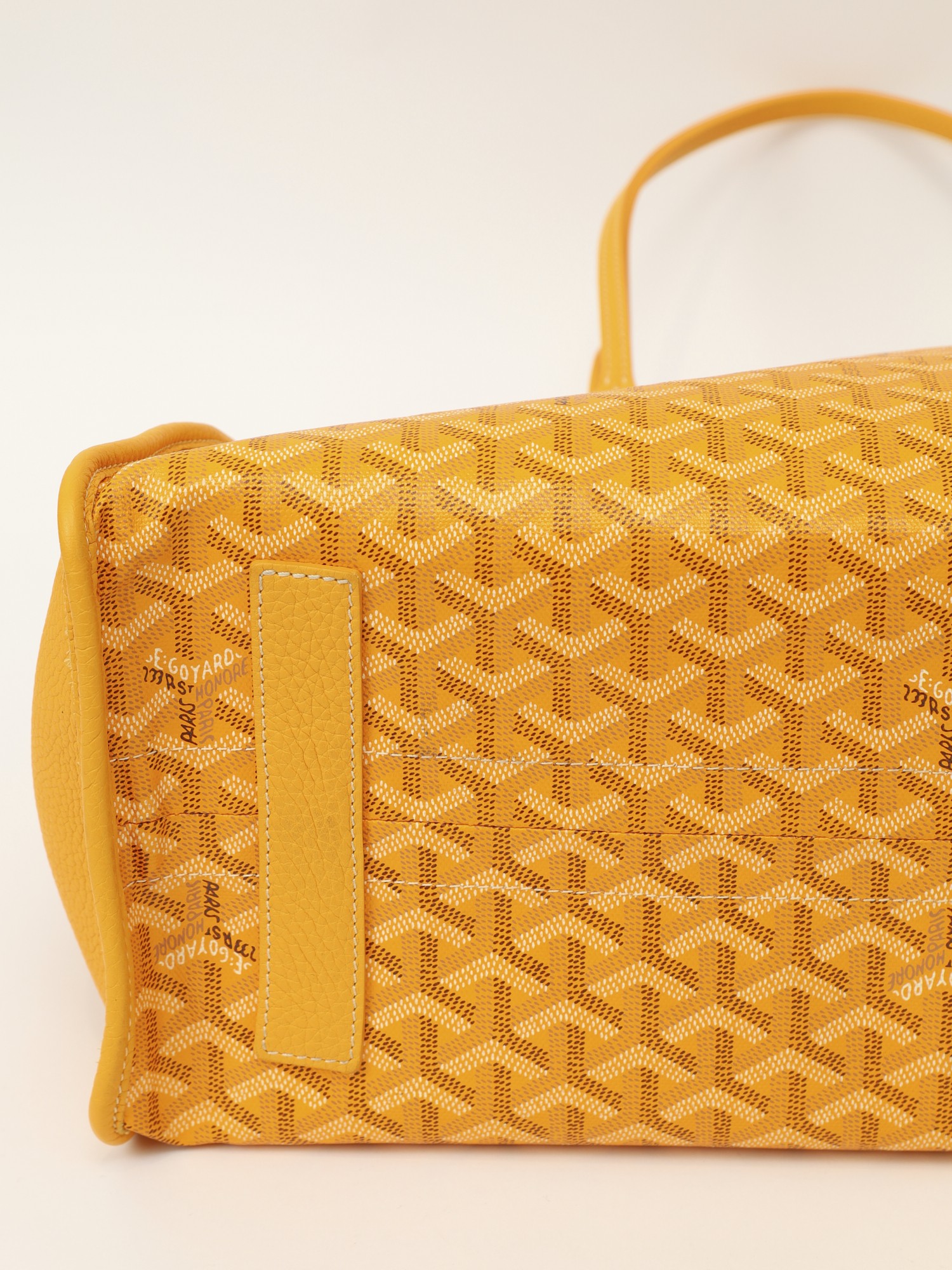 Goyard Saint-Louis  7