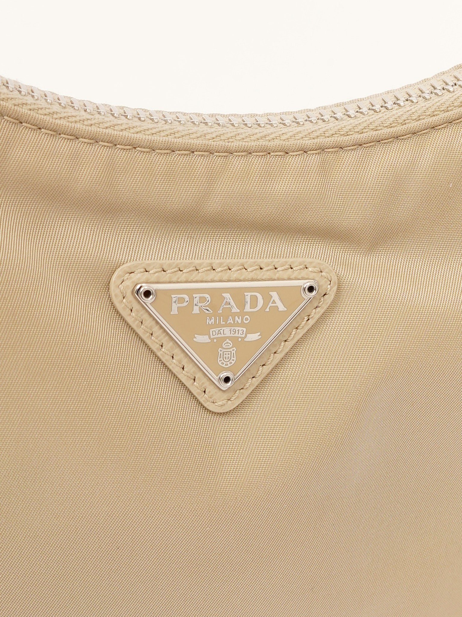 Prada Re-Edition 2005 5