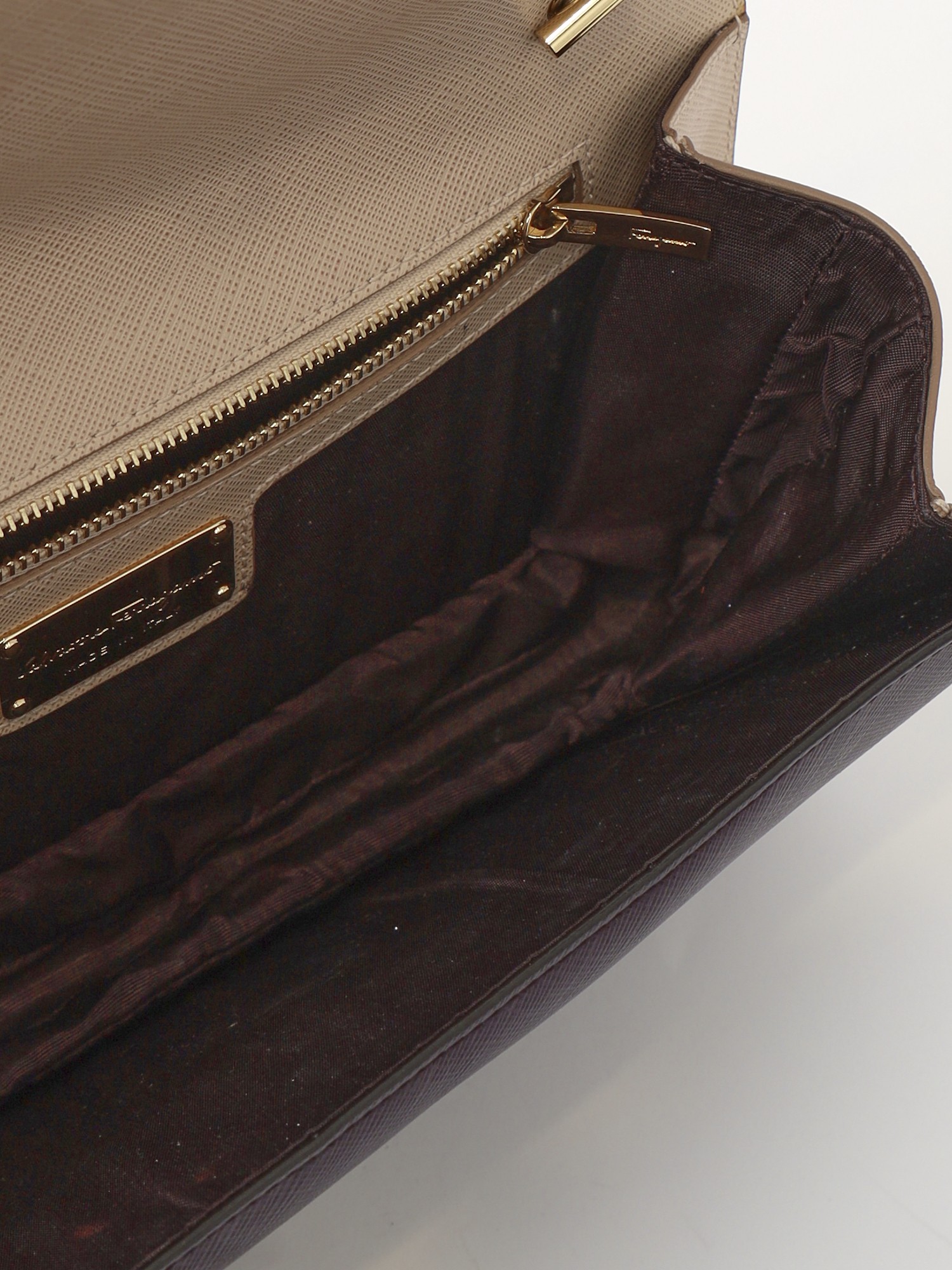 Salvatore Ferragamo Vara 10