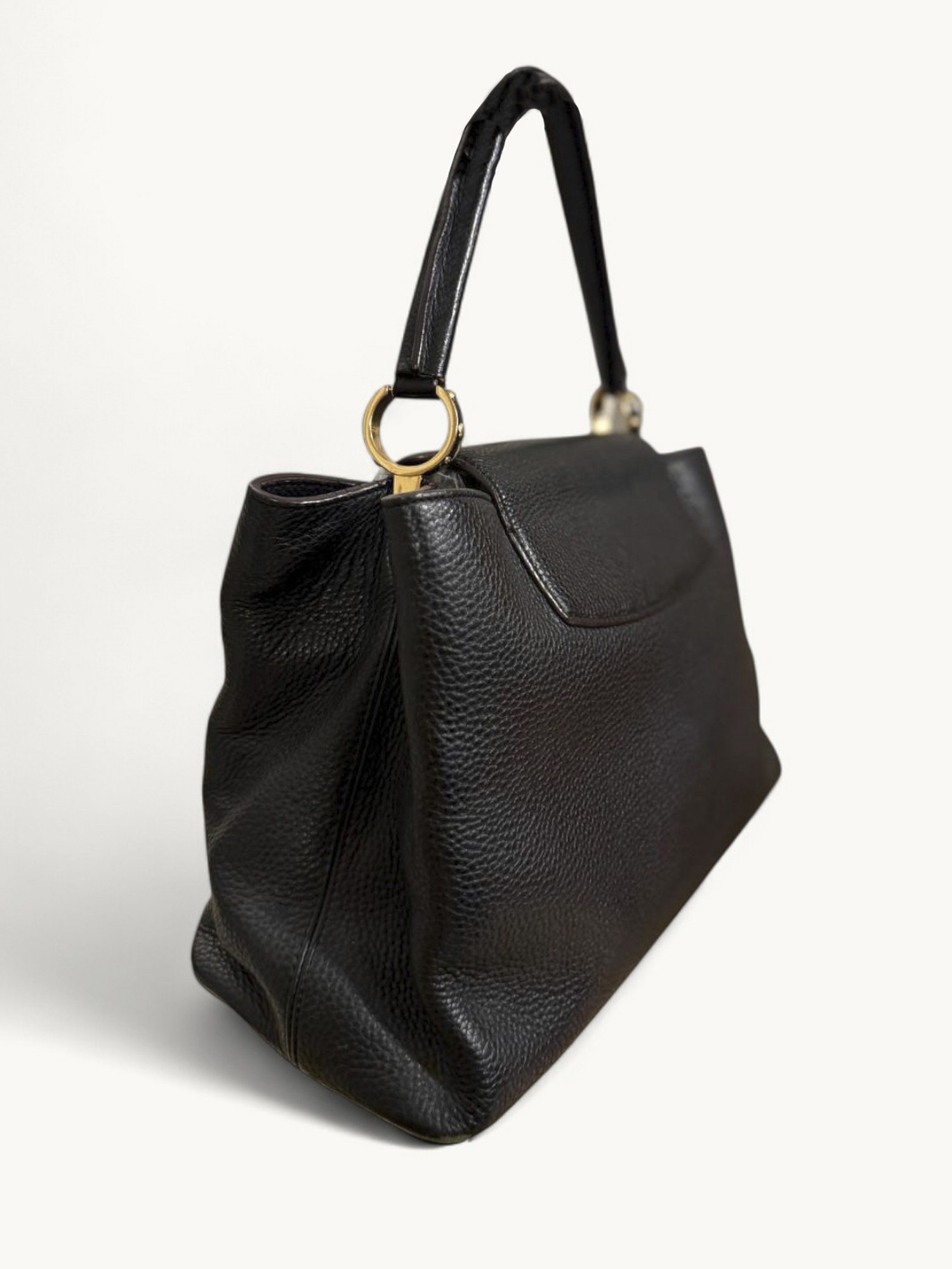 Louis Vuitton Capucines 2