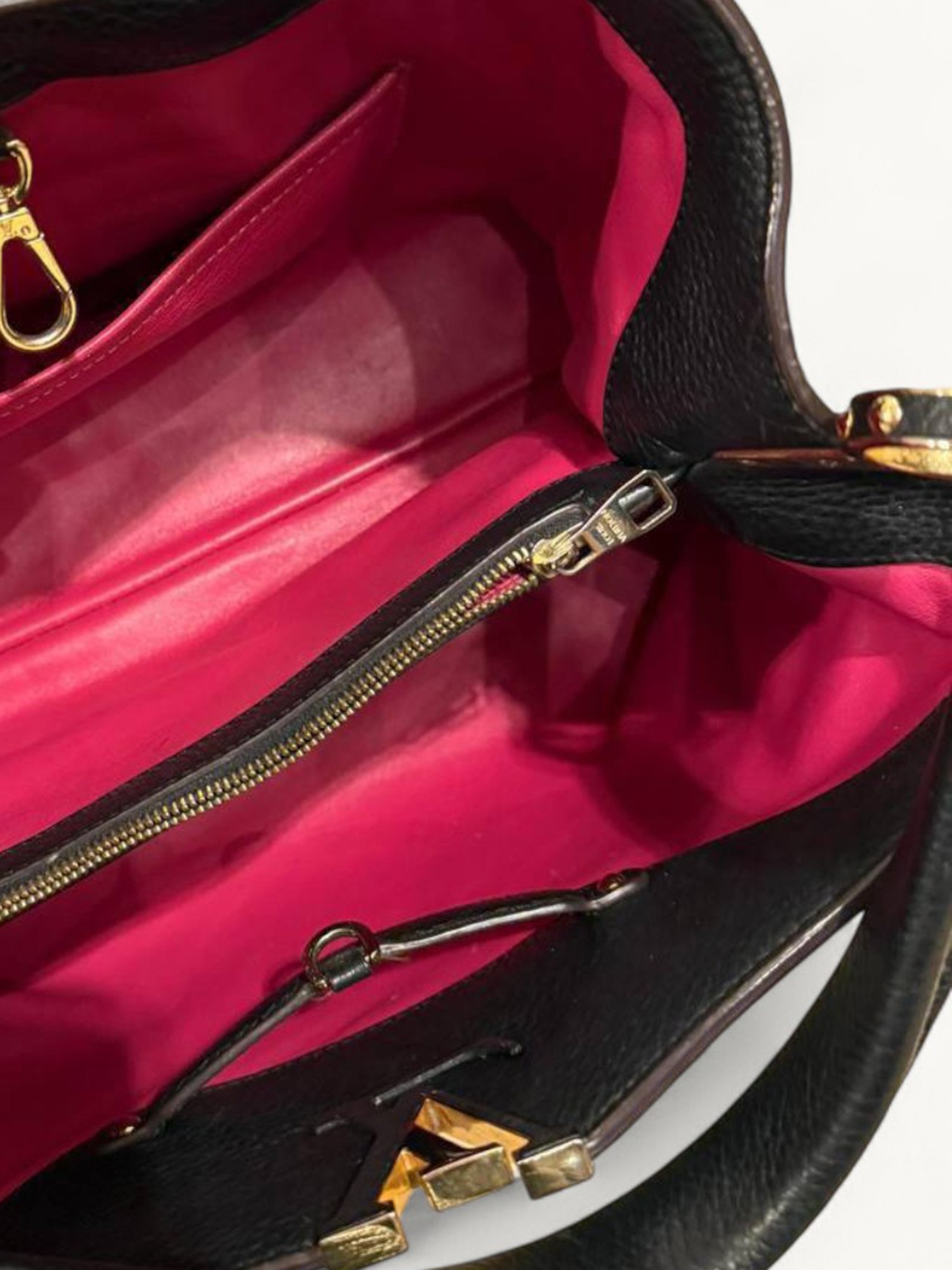 Louis Vuitton Capucines 4