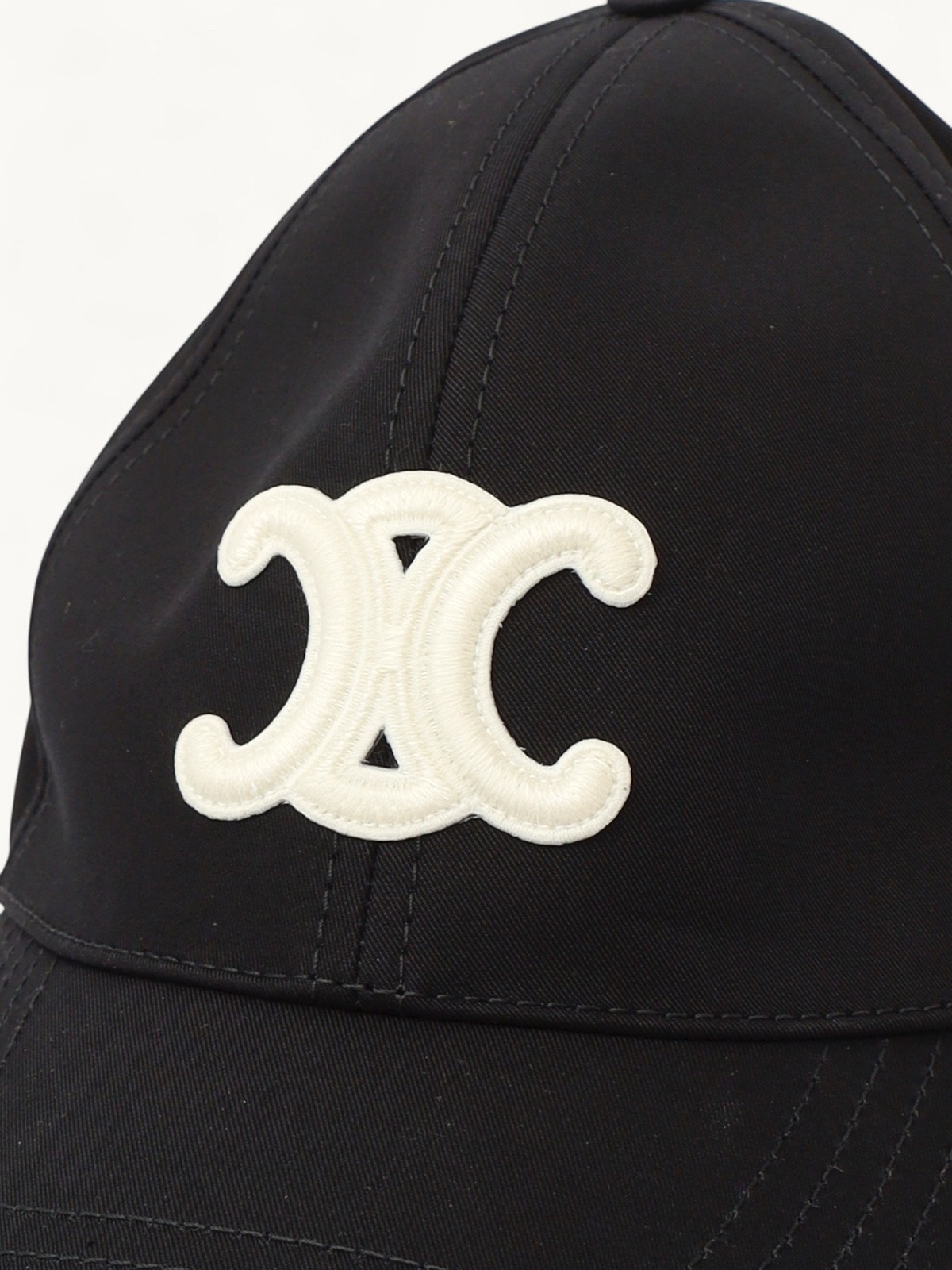 Celine Cap 3