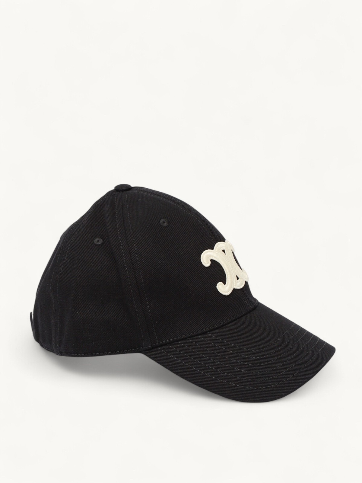 Celine Cap 2