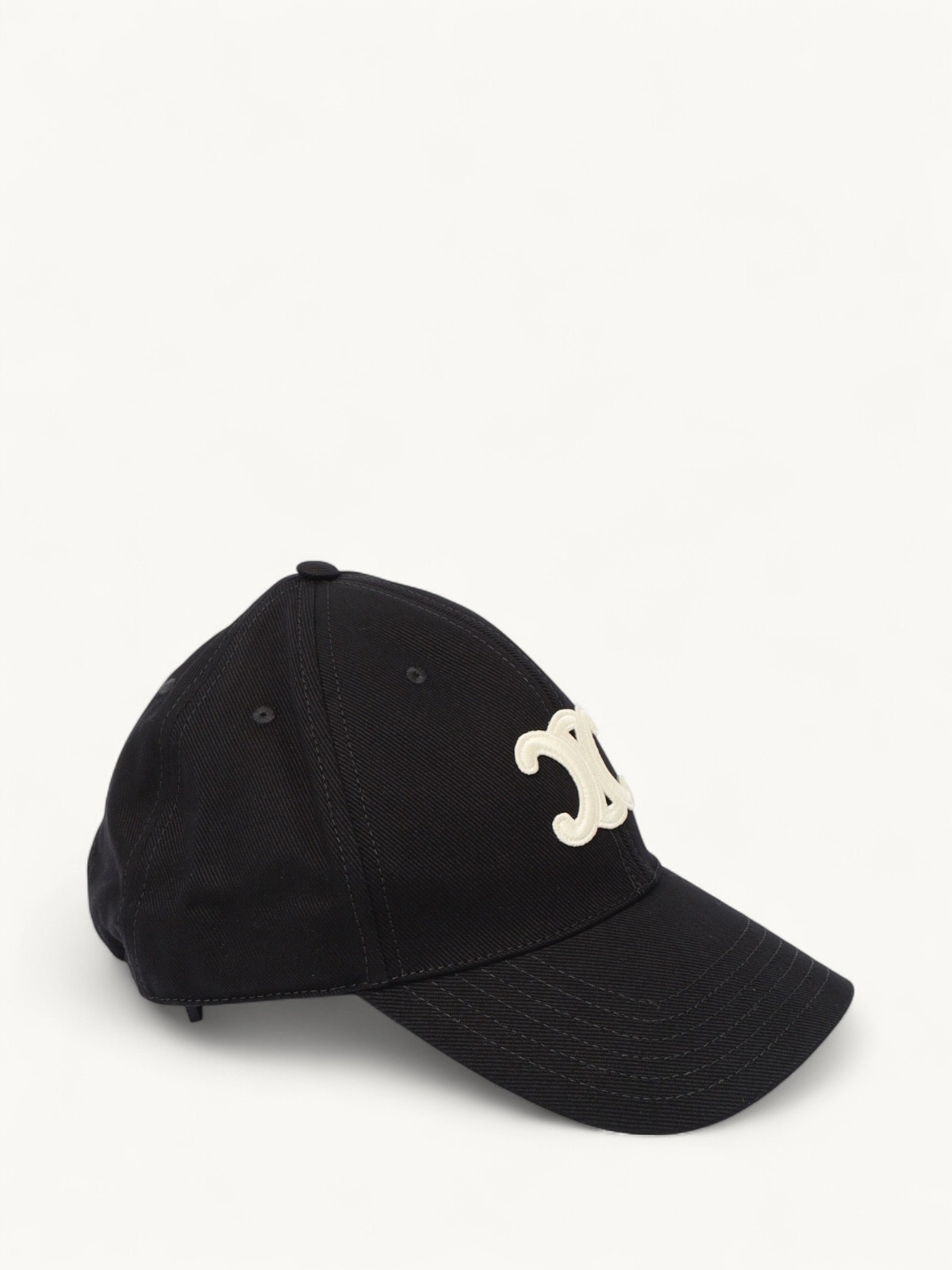 Celine Cap 2