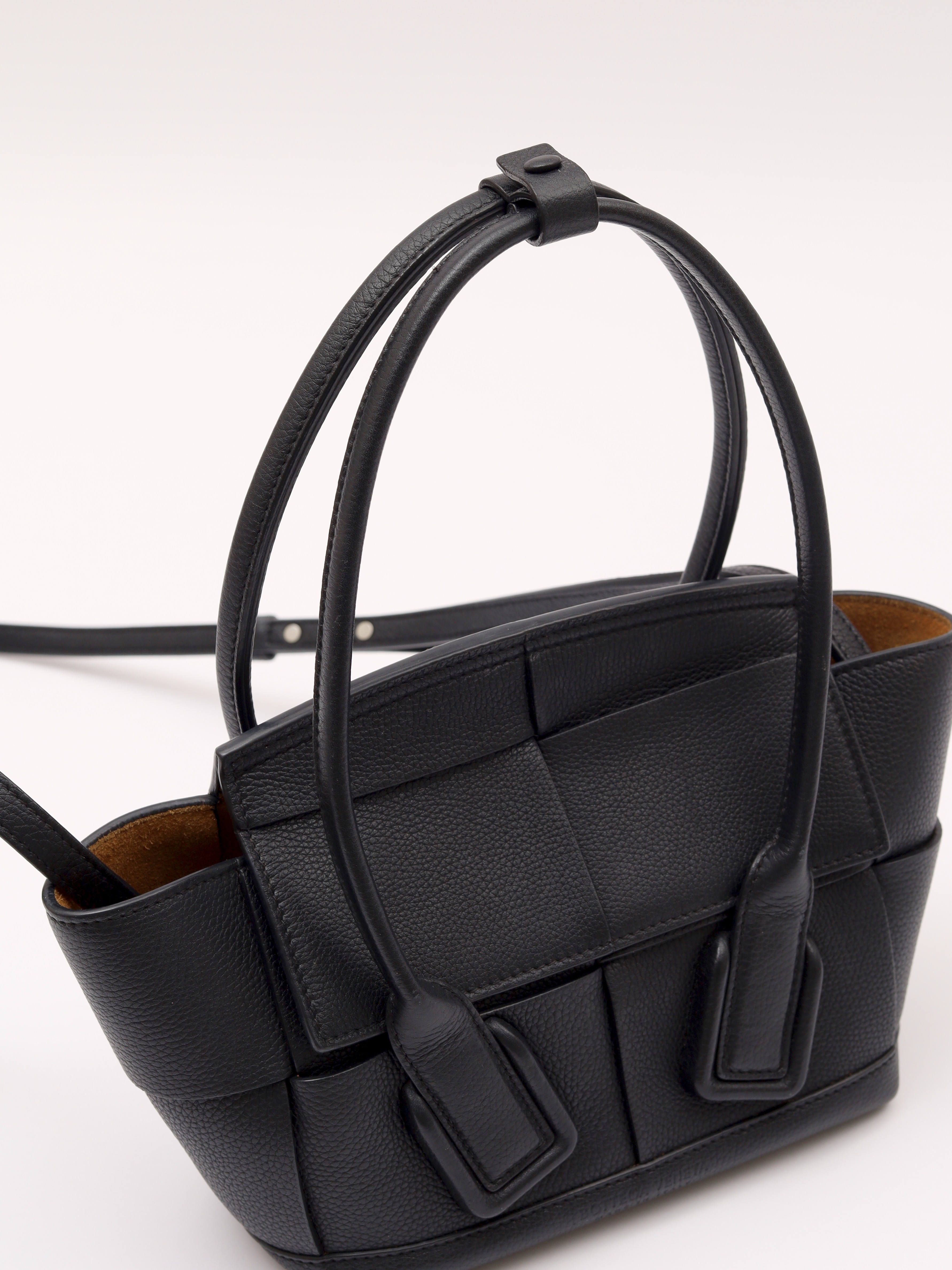 Bottega Veneta Arco 5