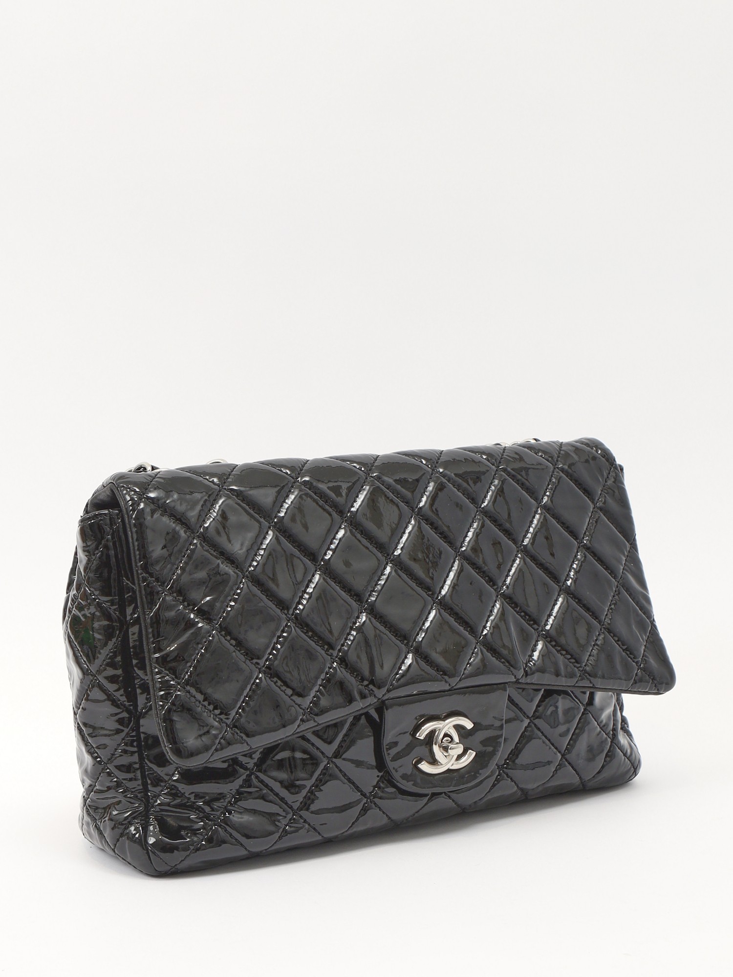 Chanel Timeless Classic 2