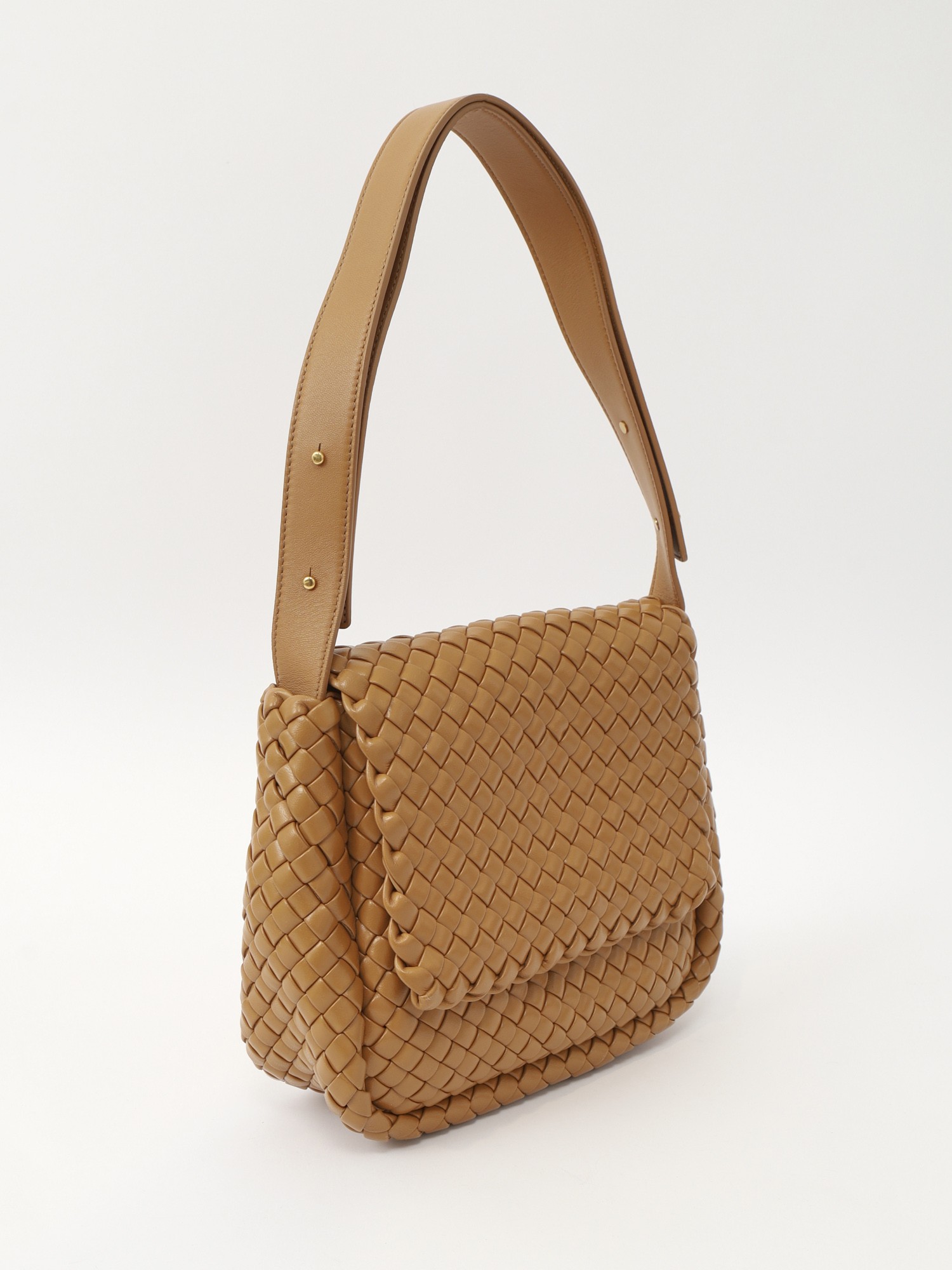 Bottega Veneta Cobble 2