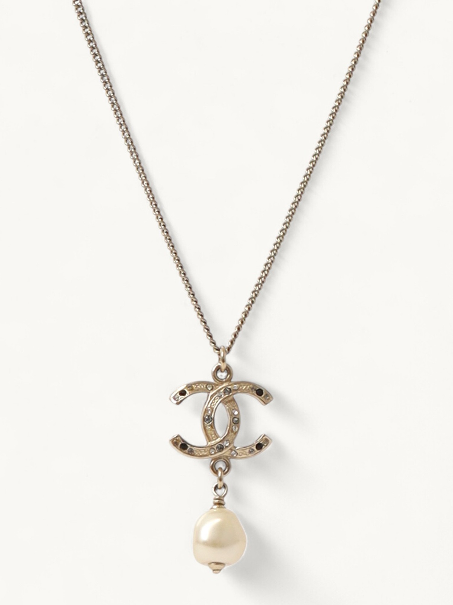 Chanel Necklace 0