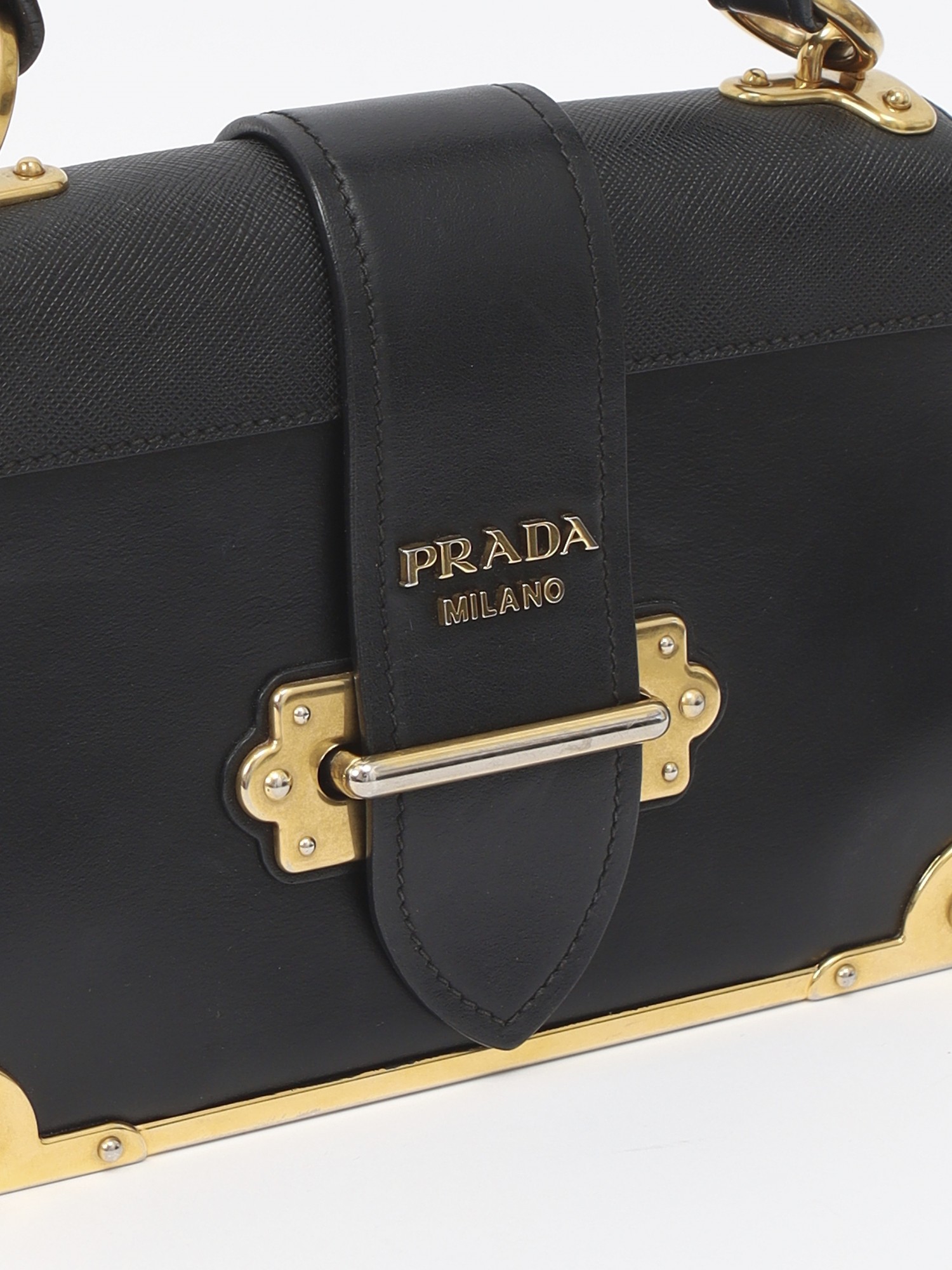 Prada Cahier 5