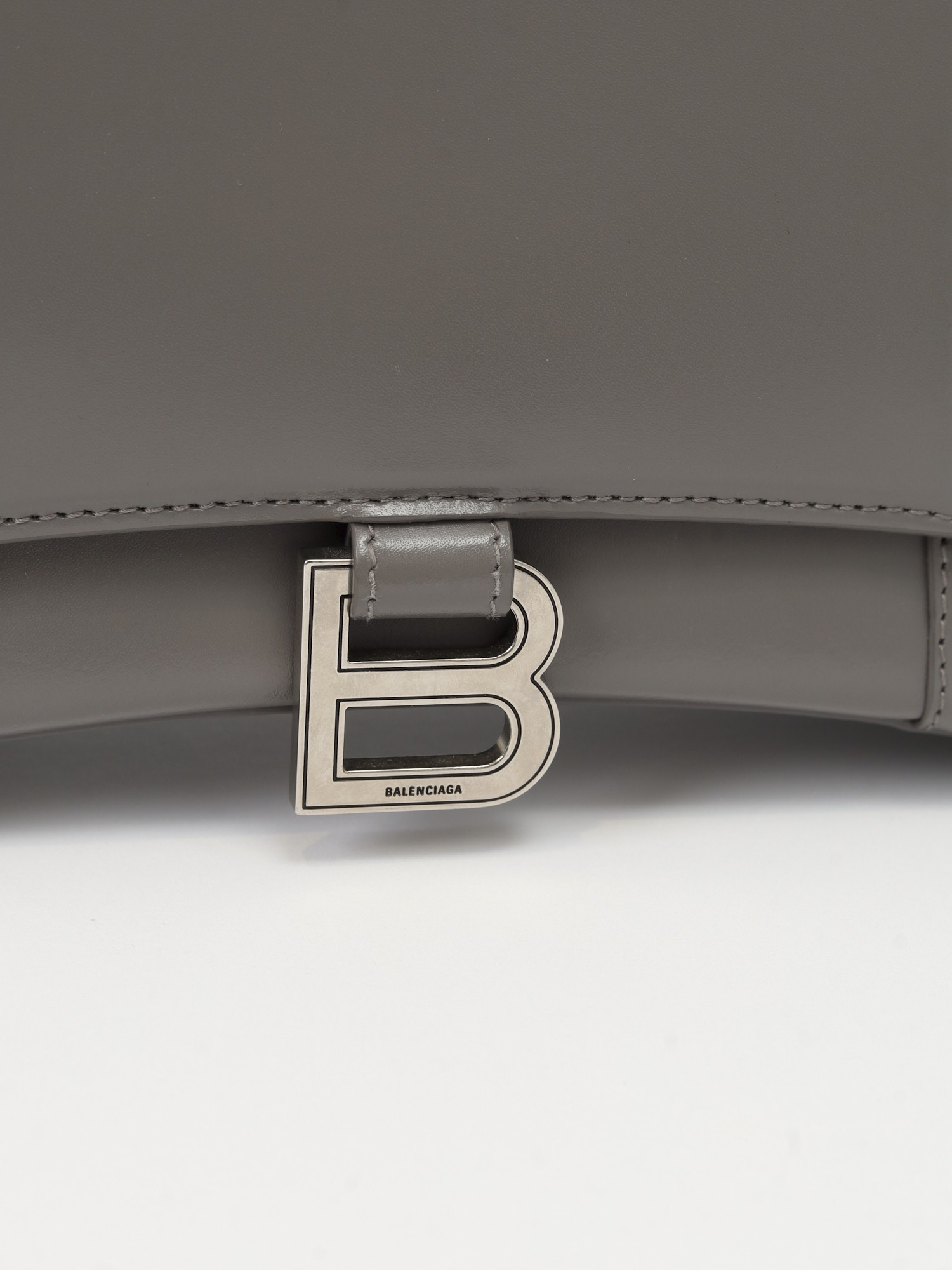 Balenciaga Hourglass 5