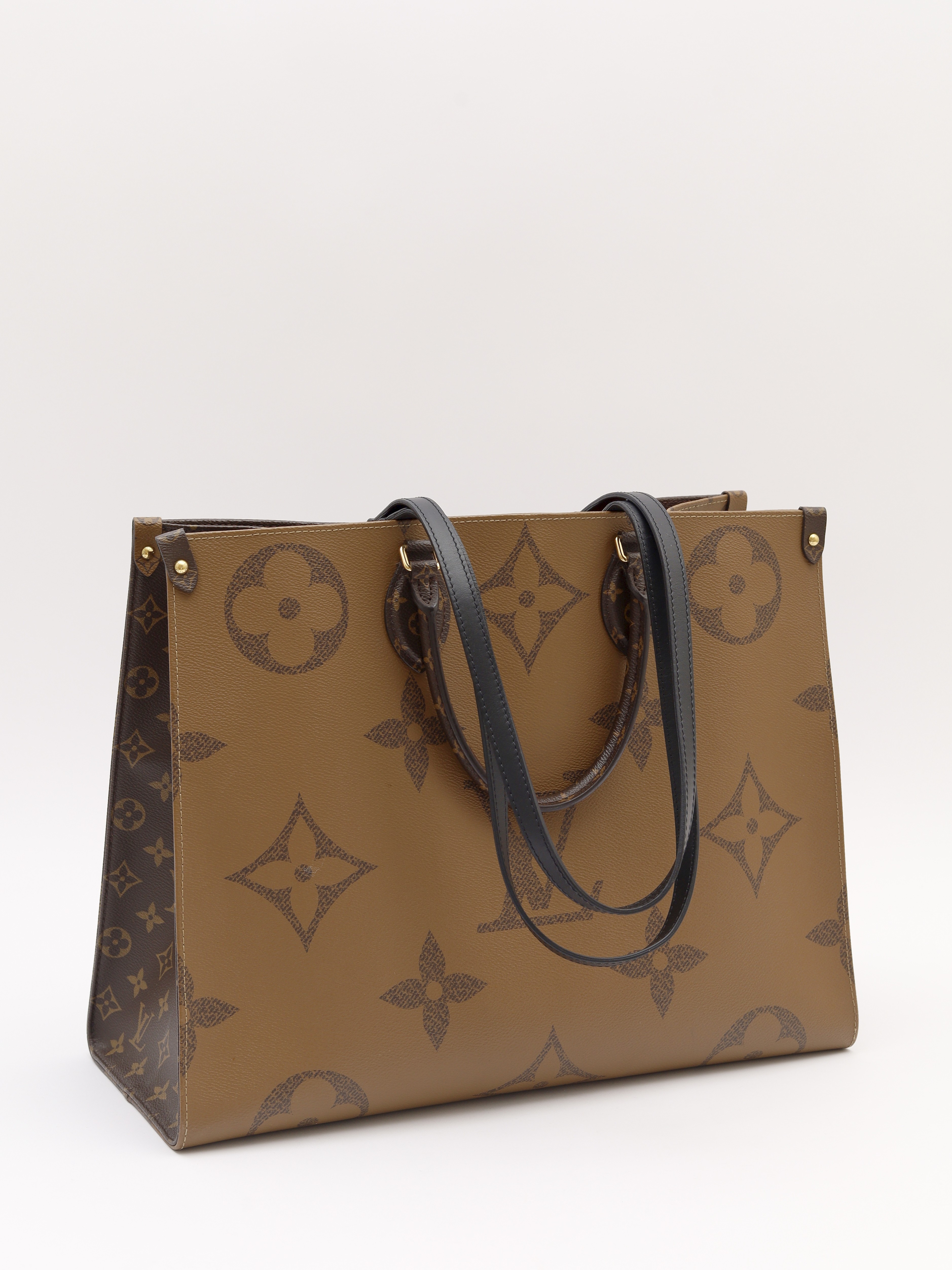 Louis Vuitton OnTheGo 3