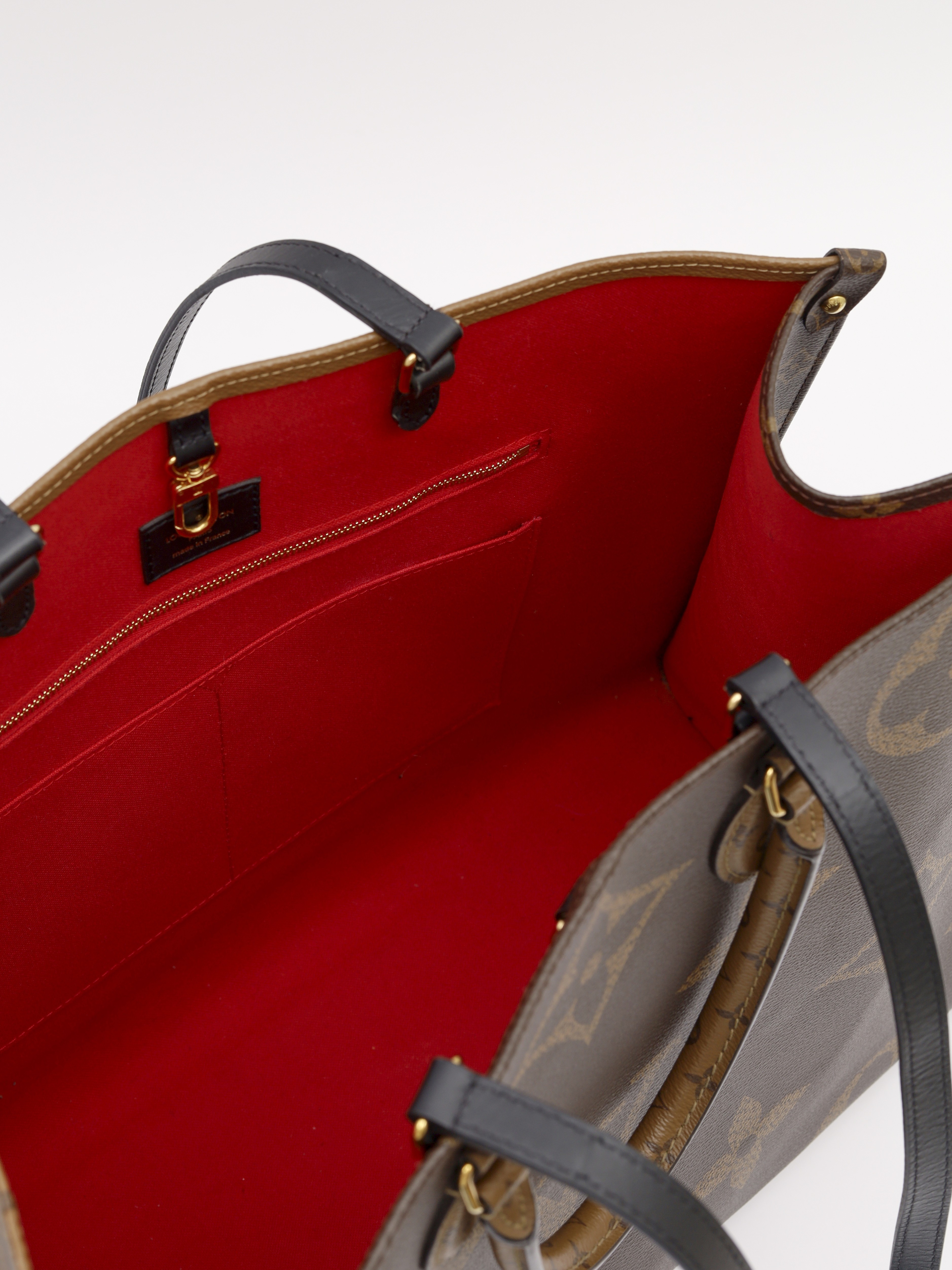 Louis Vuitton OnTheGo 10