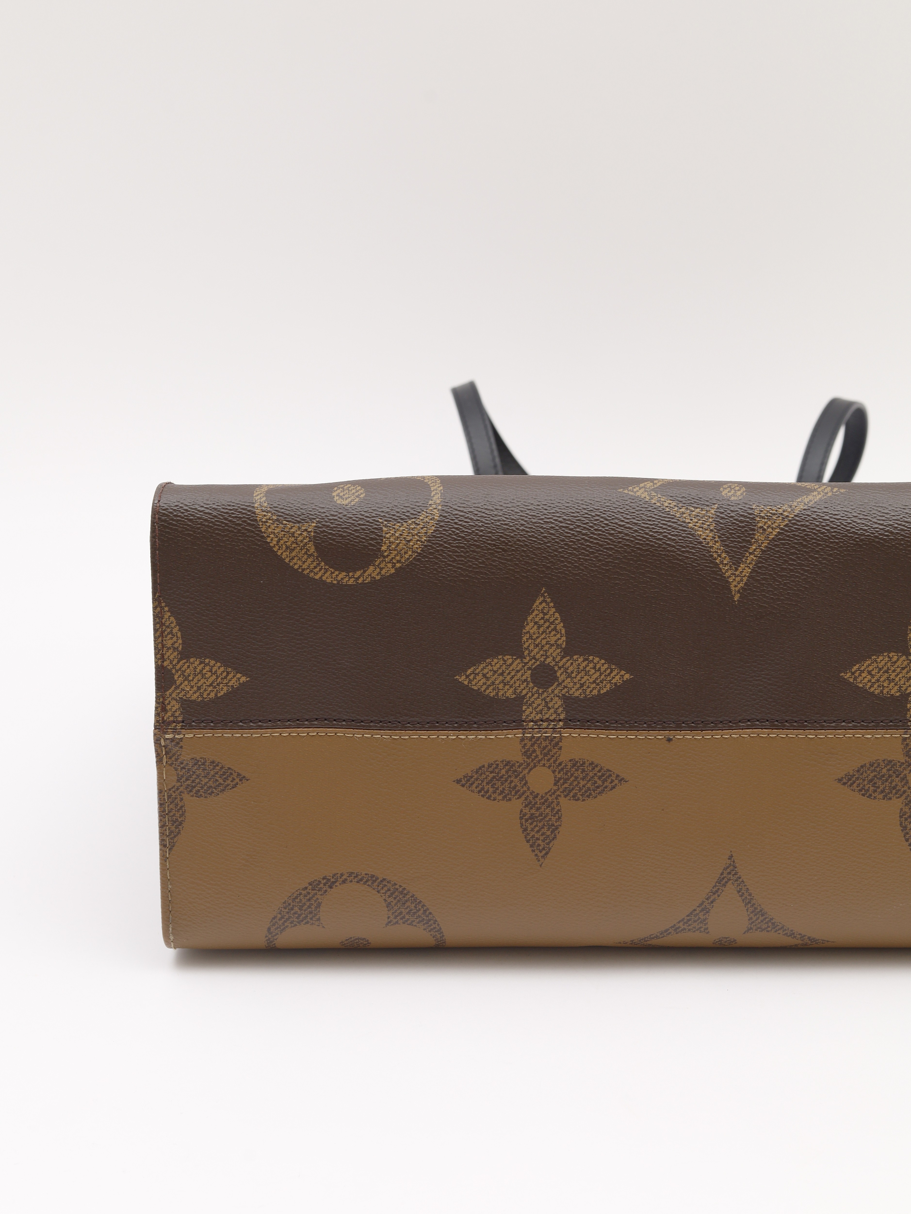 Louis Vuitton OnTheGo 6