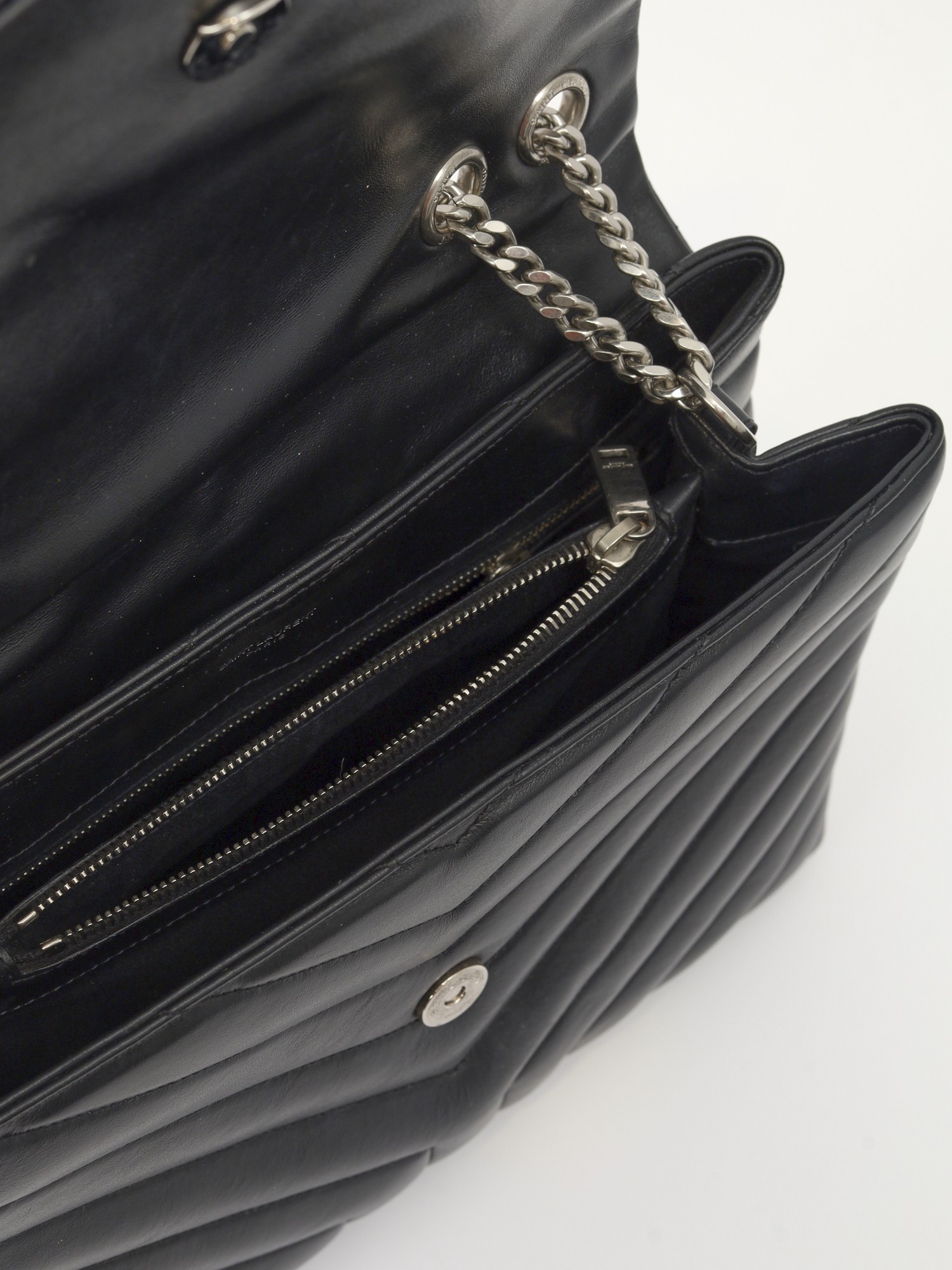 Saint Laurent Loulou 8