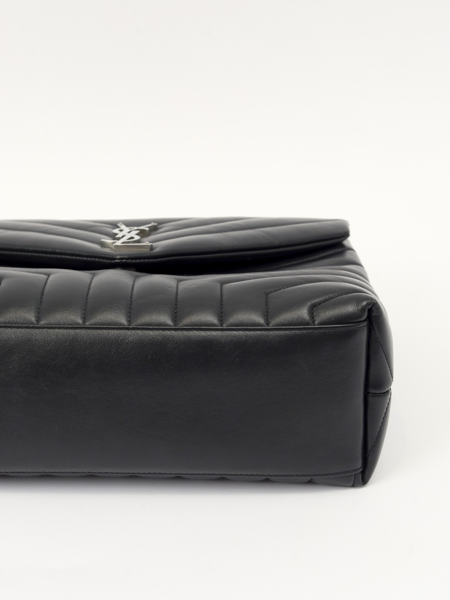 Saint Laurent Loulou 7