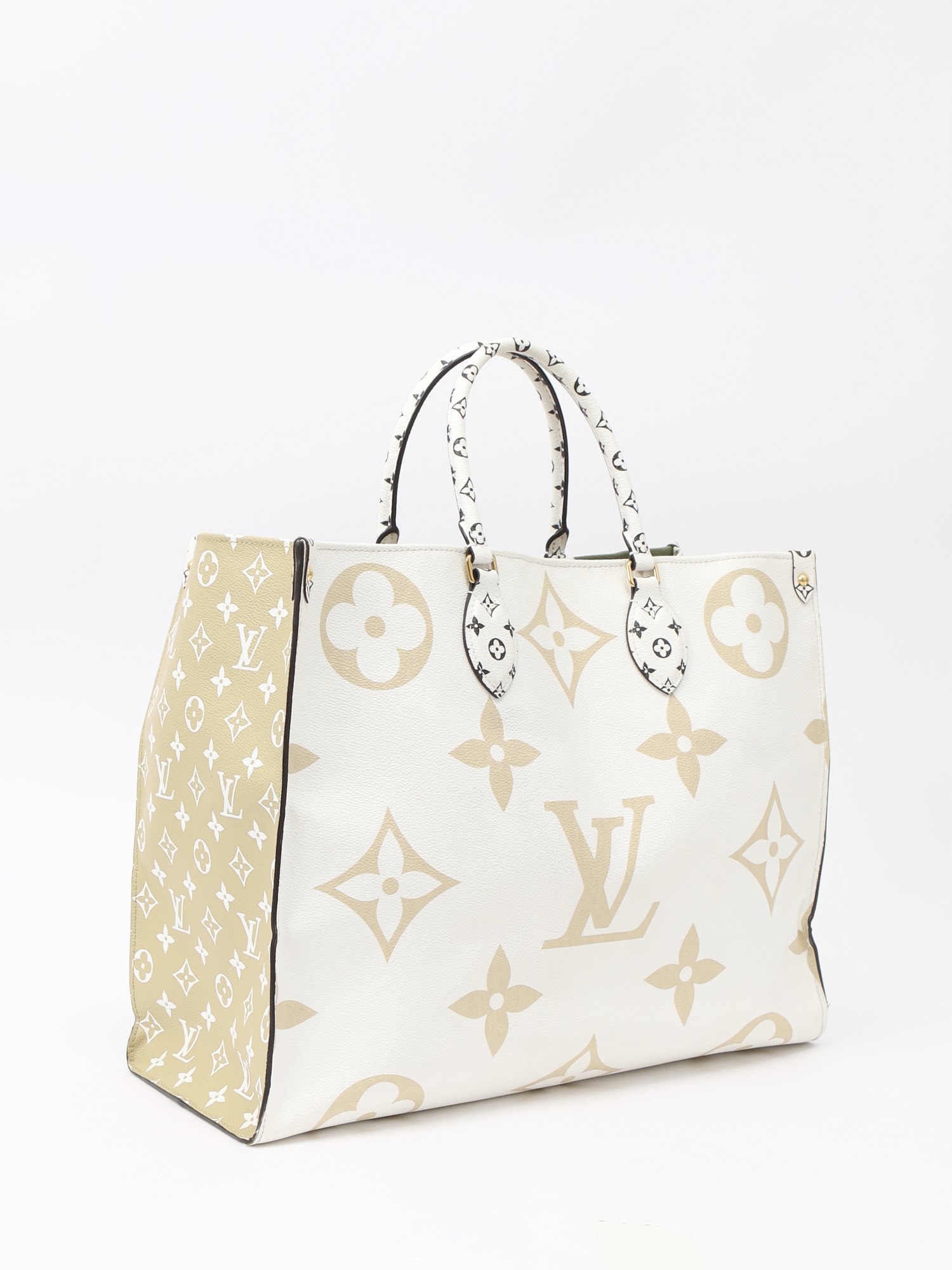 Louis Vuitton OnTheGo 2