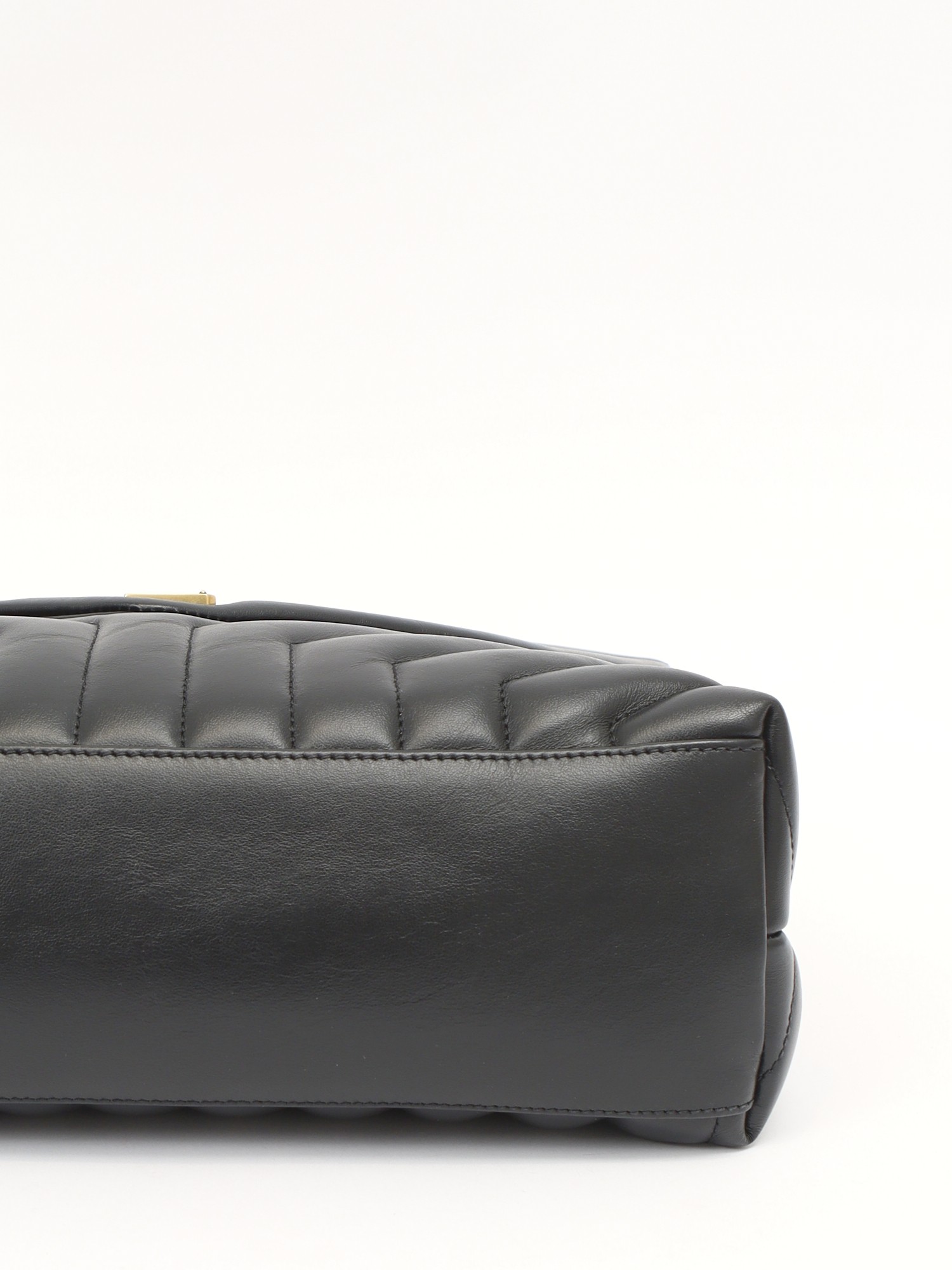 Saint Laurent Loulou 9