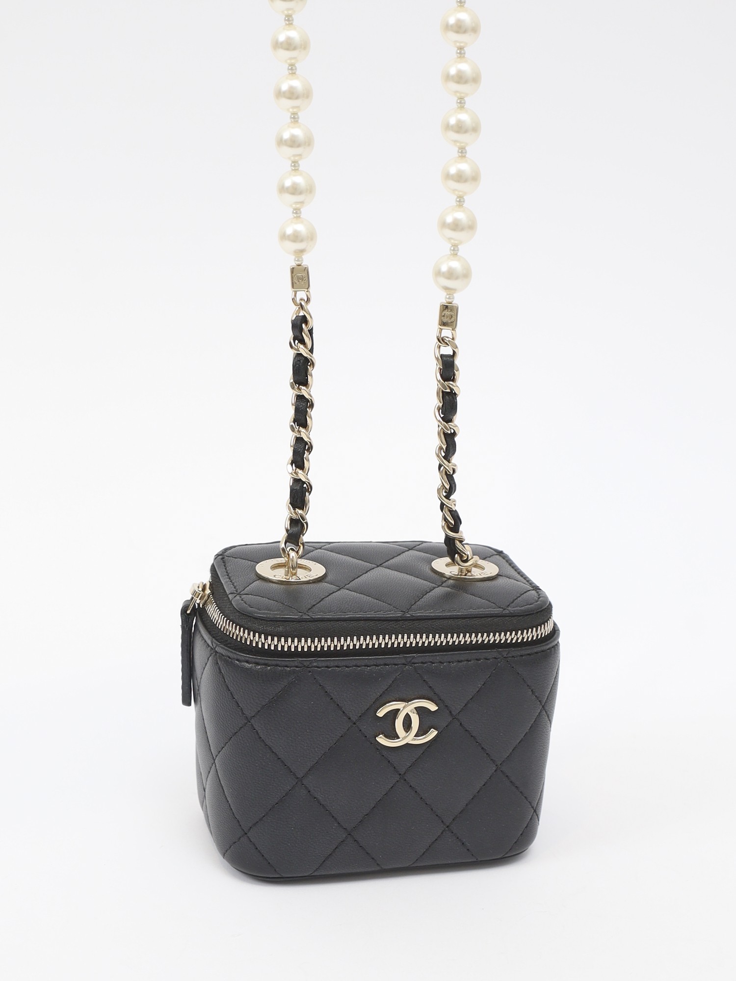 Chanel Vanity 4