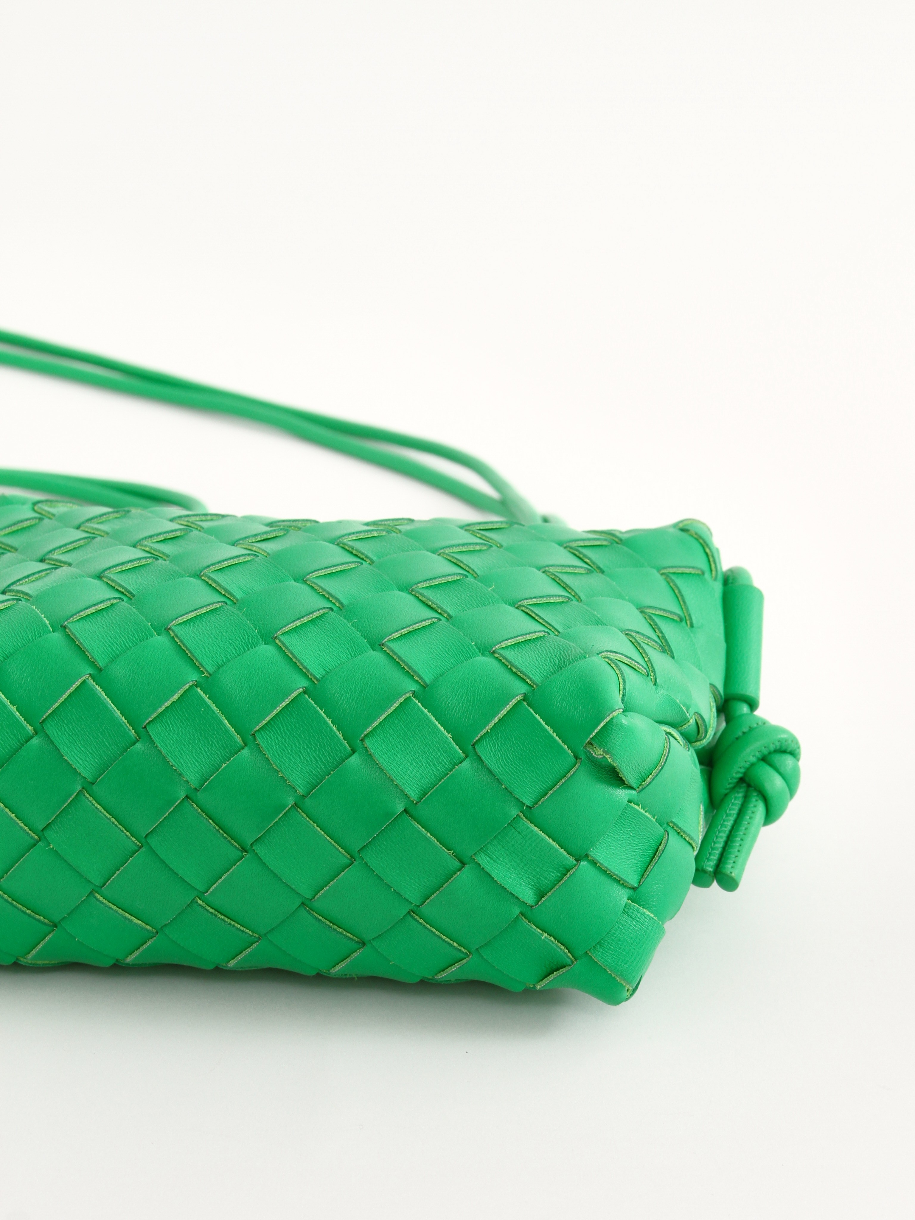 Bottega Veneta Loop 4