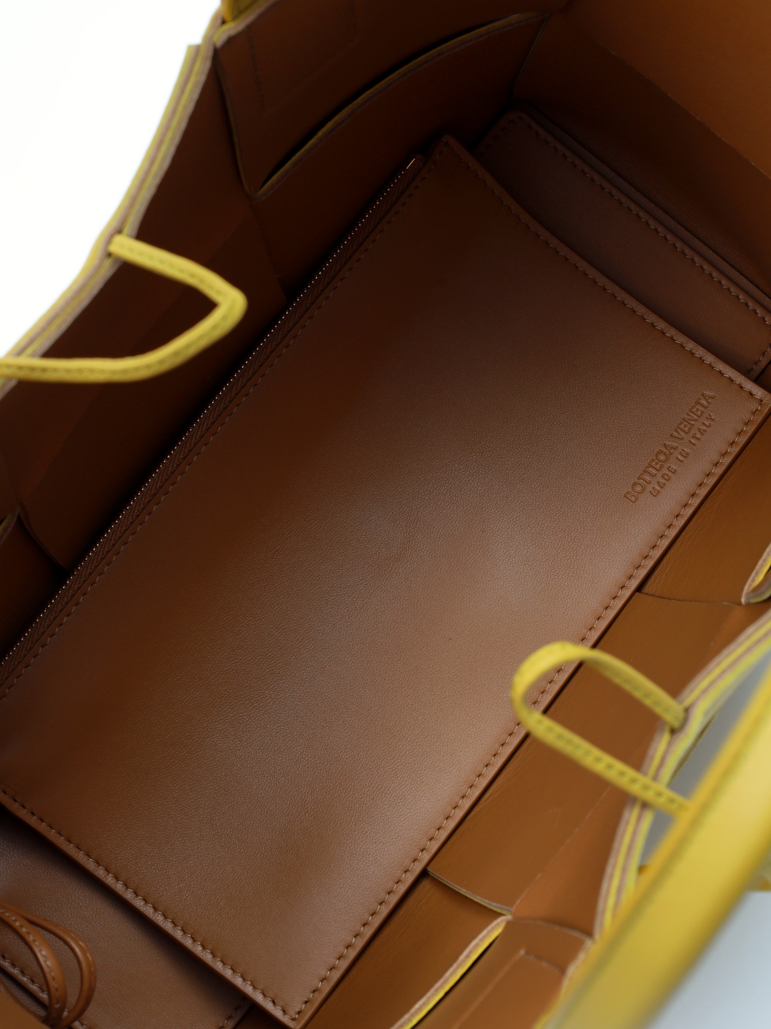 Bottega Veneta Arco 7