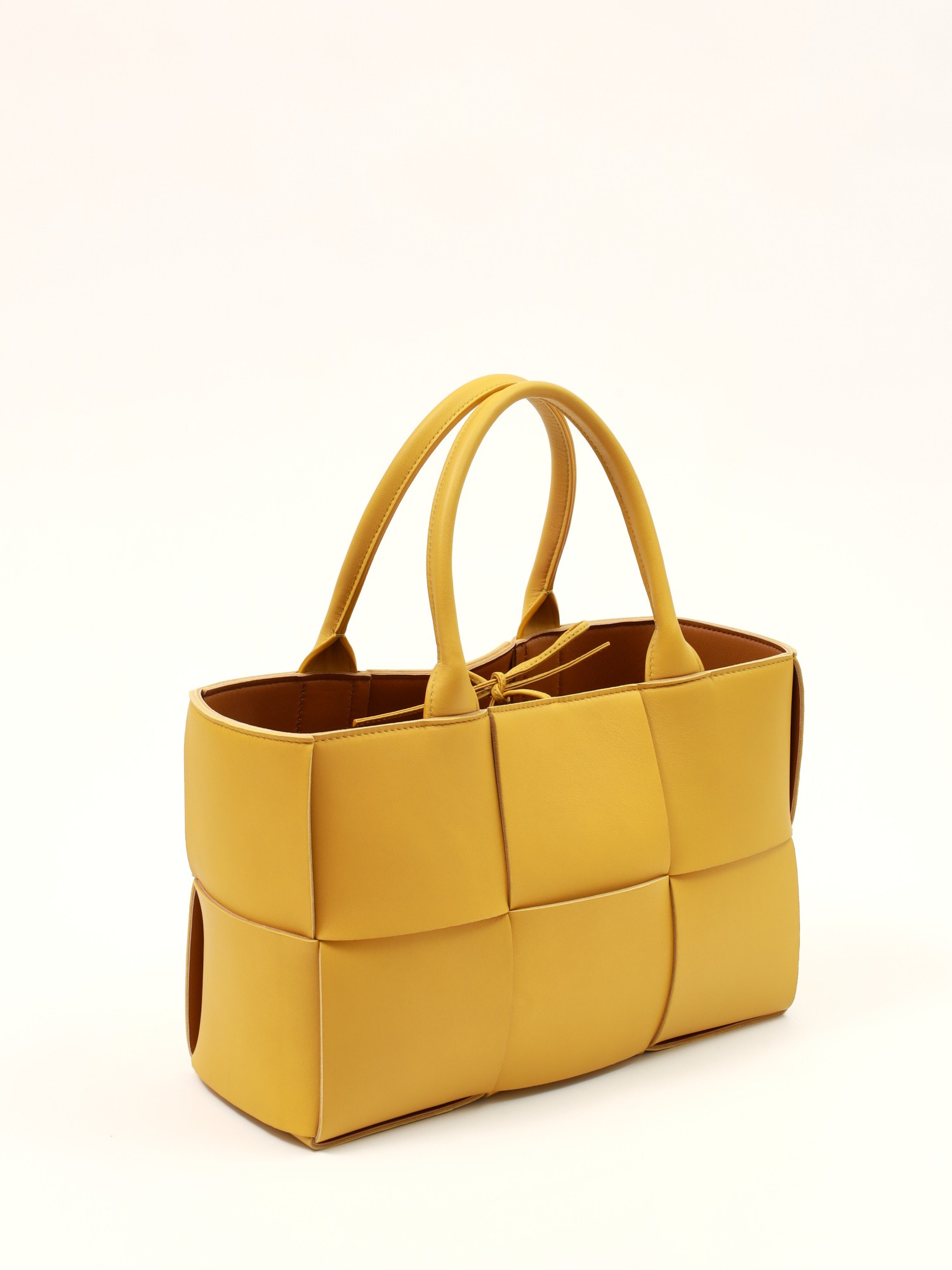 Bottega Veneta Arco 2