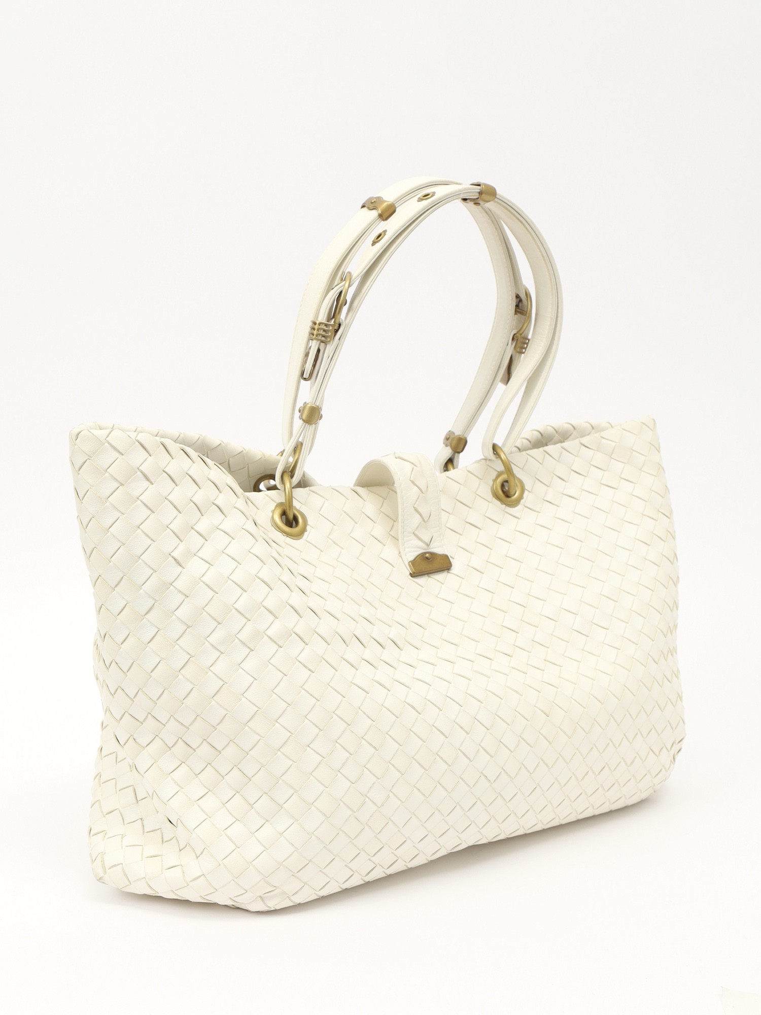 Bottega Veneta Capri 3