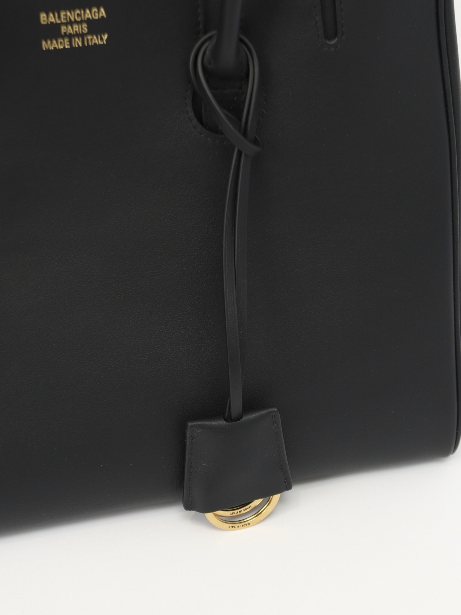 Balenciaga Hampton 6