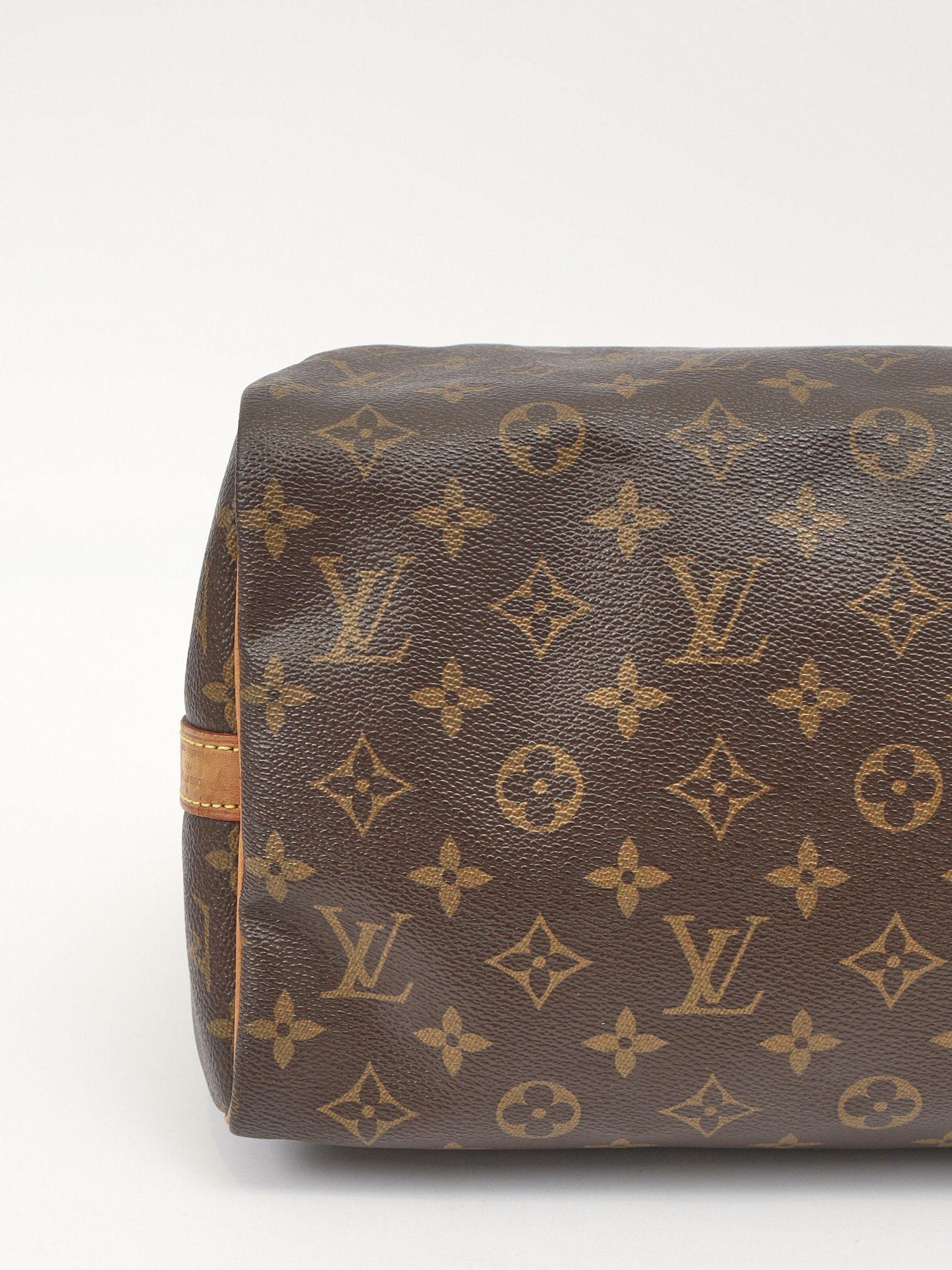 Louis Vuitton Speedy  8