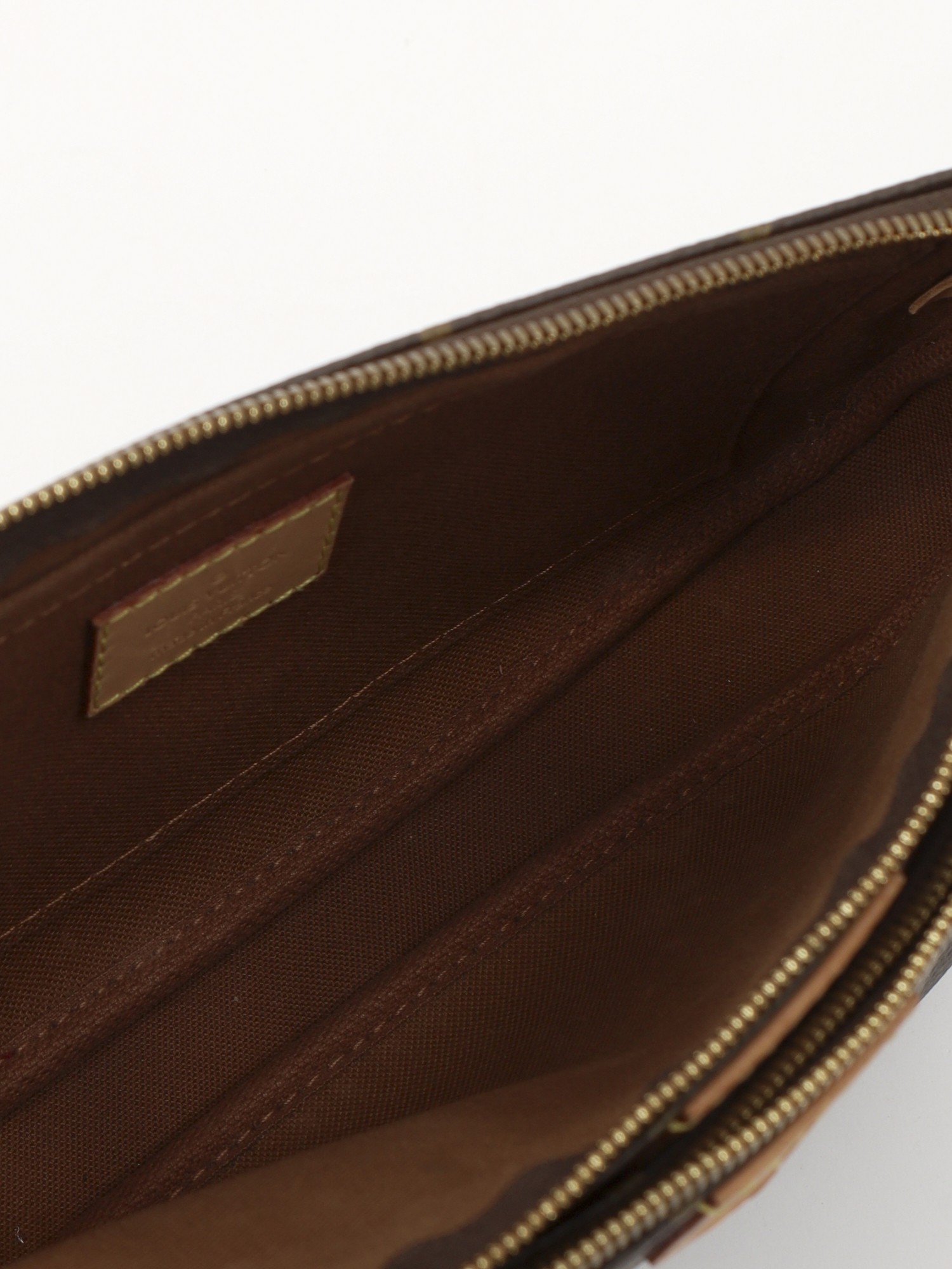 Louis Vuitton Multi Pochette 11