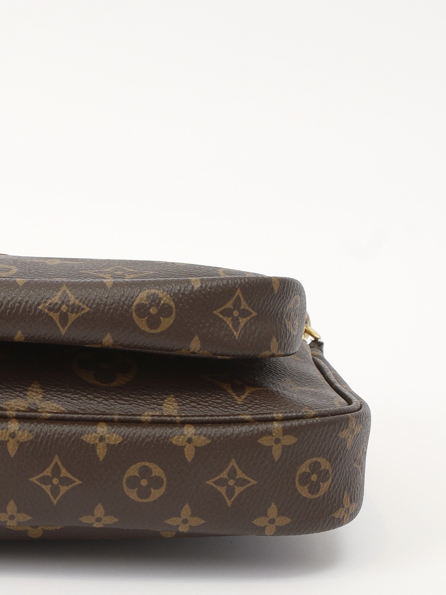 Louis Vuitton Multi Pochette 10