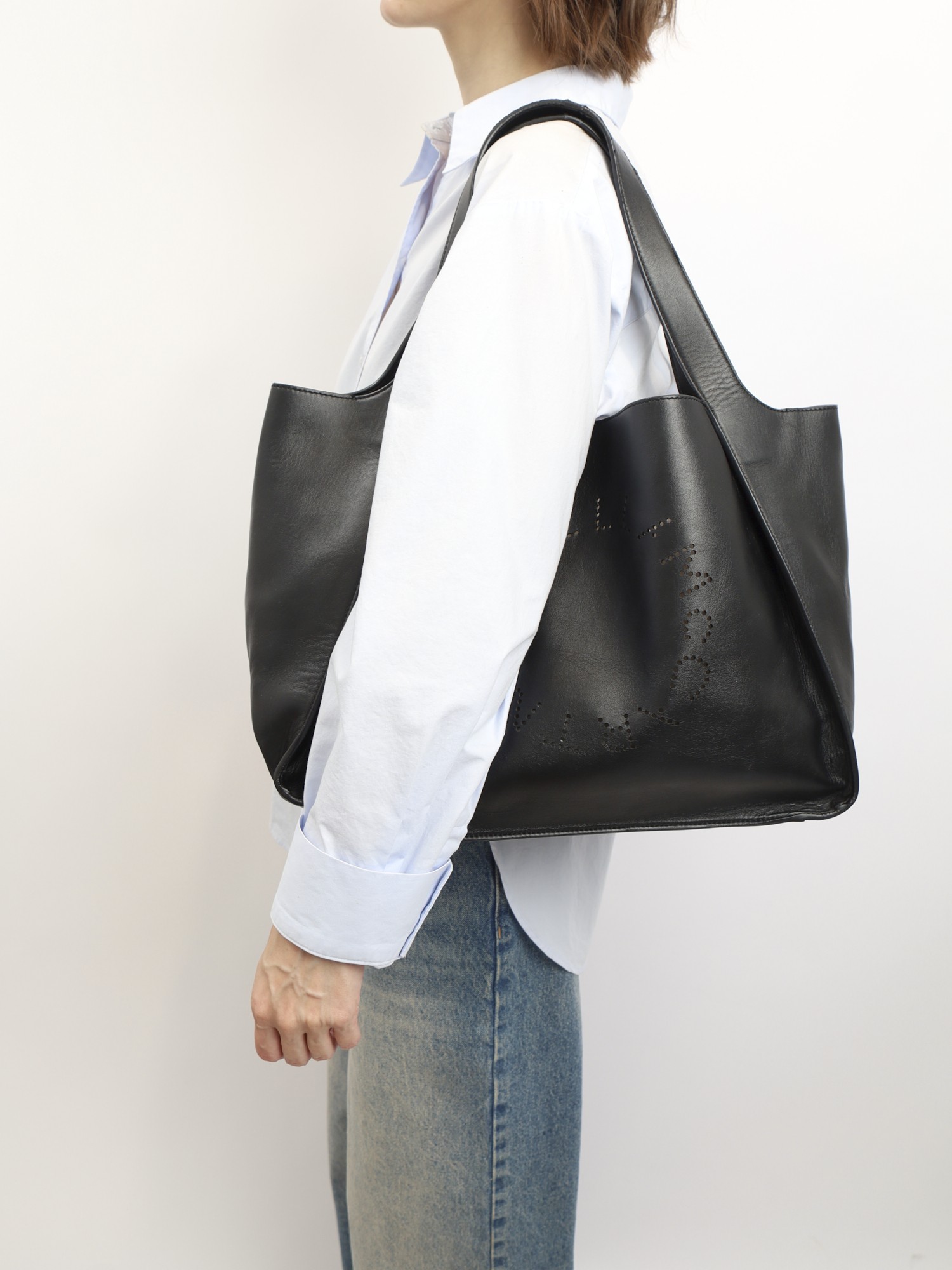 Stella McCartney Stella Logo  1