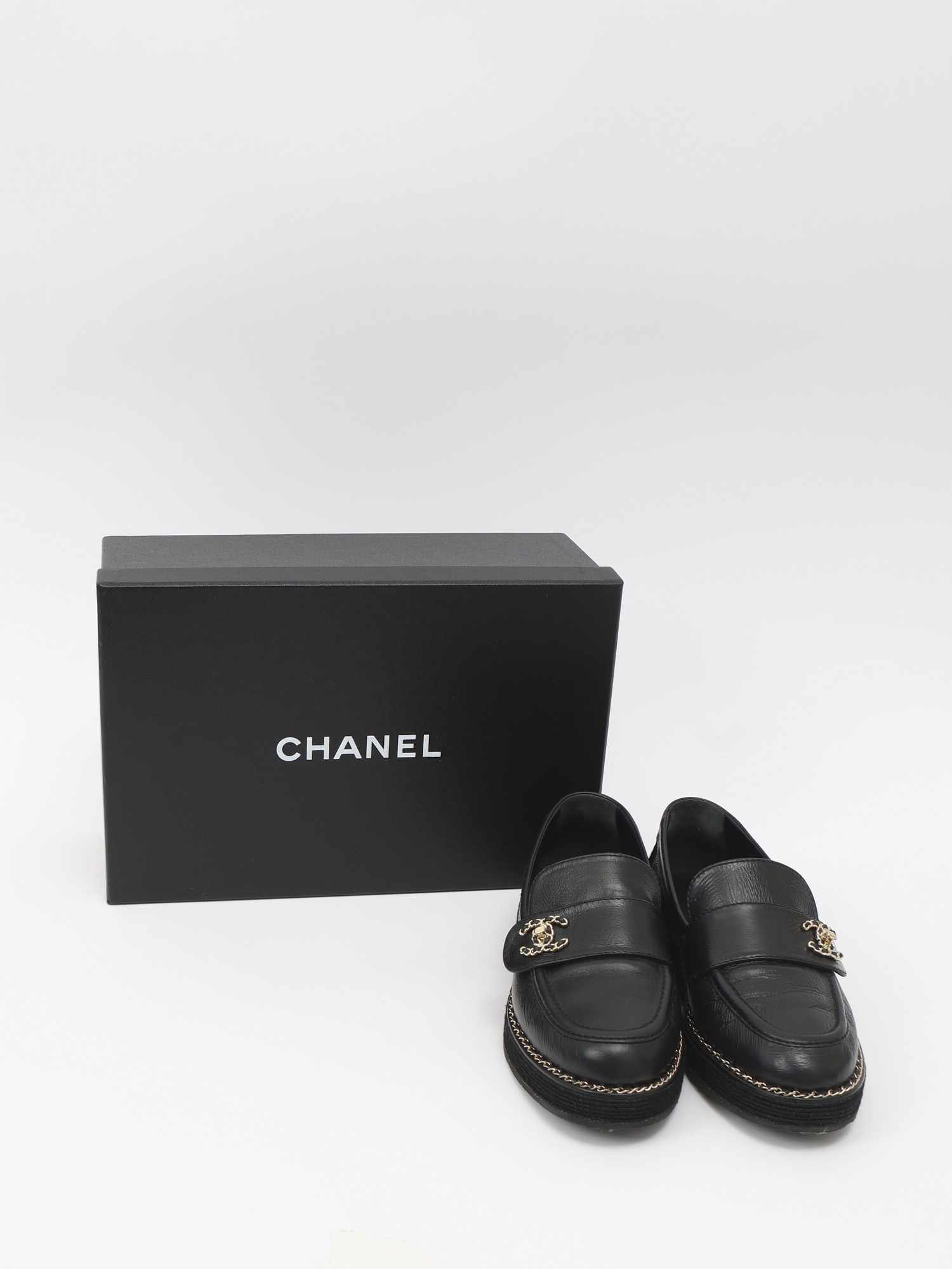 Chanel Shoes 37 2