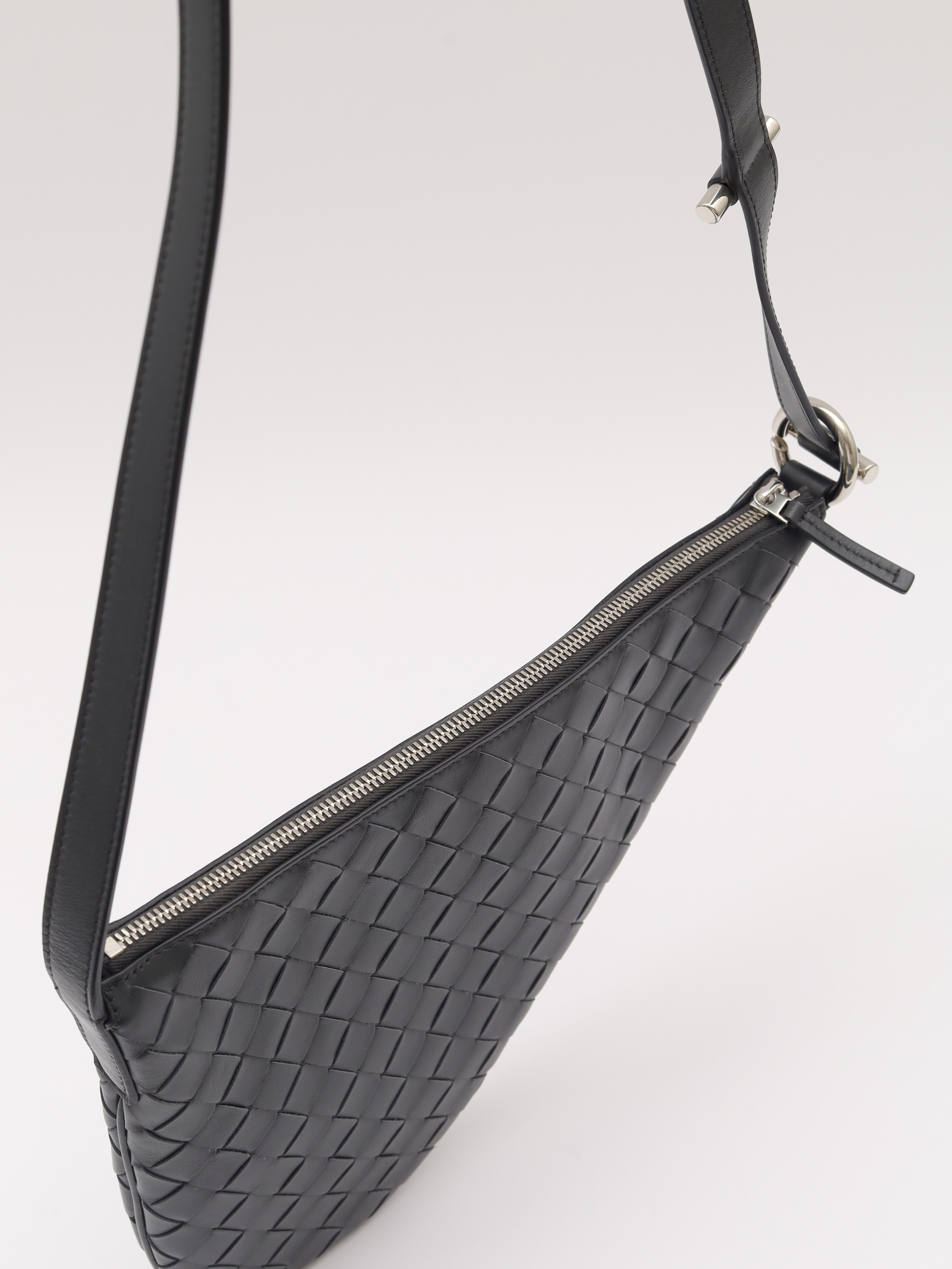 Bottega Veneta Virgule 4