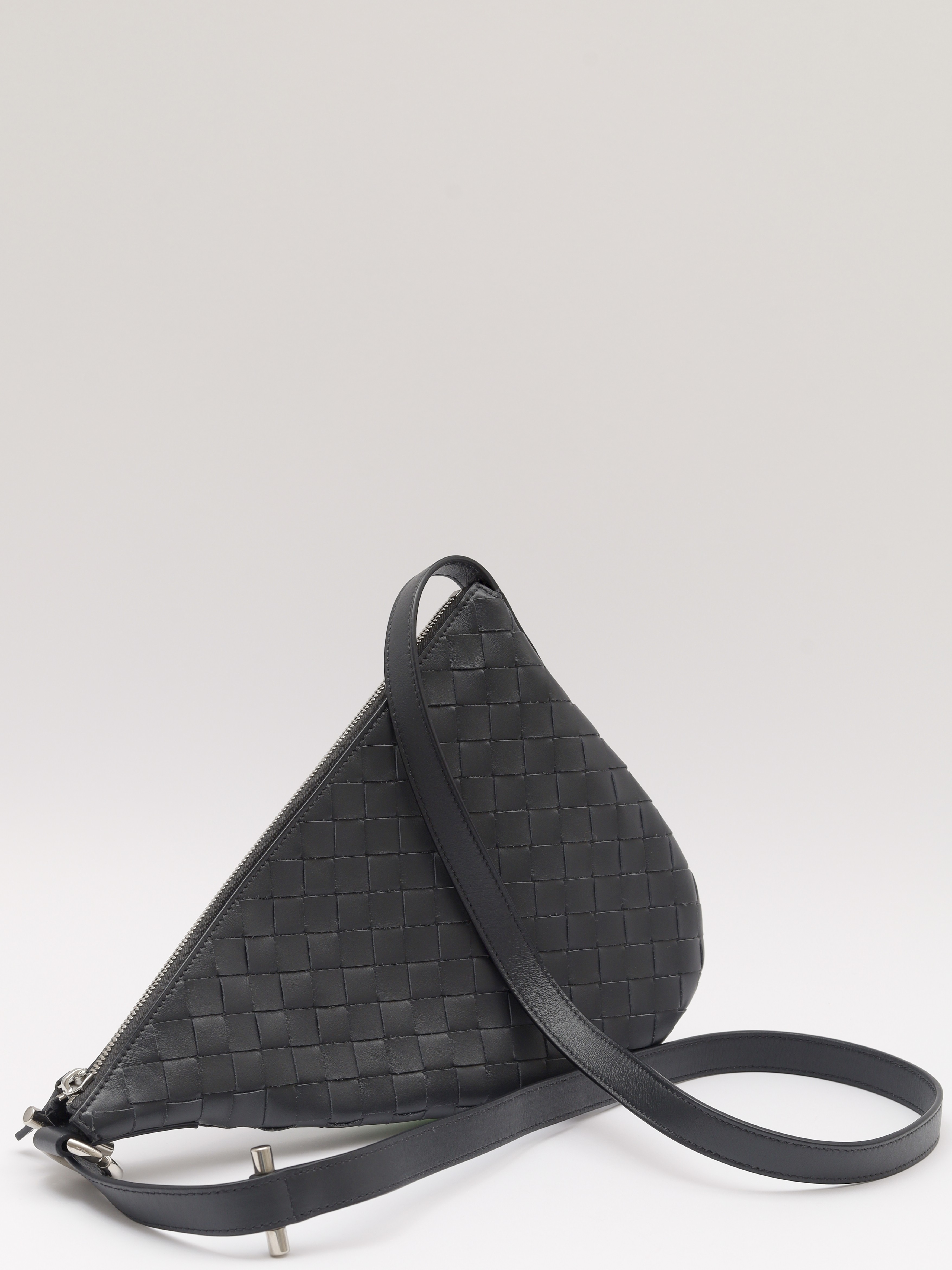 Bottega Veneta Virgule 3